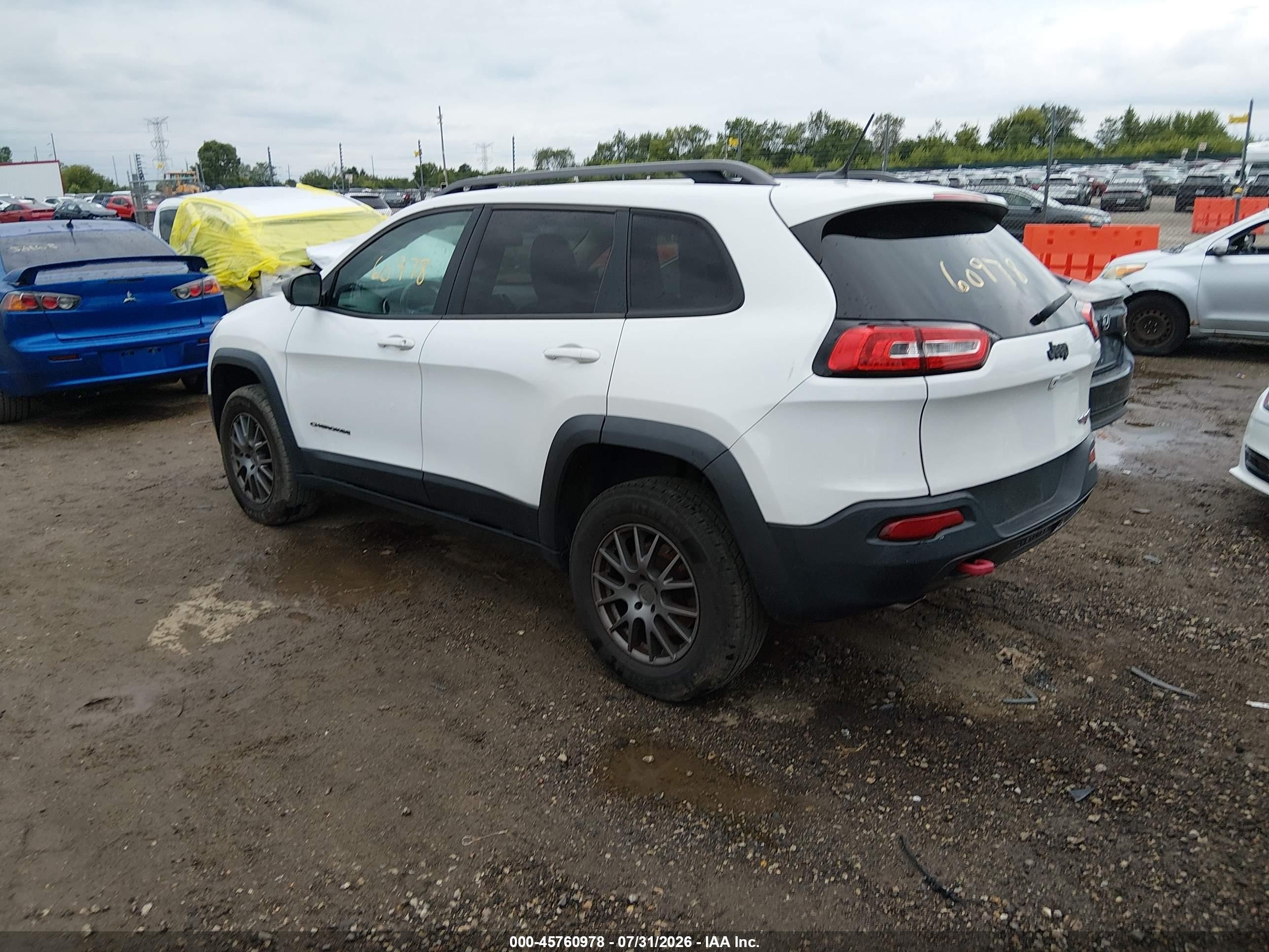 2015 Jeep Cherokee   White vin: 1C4PJMBS2FW785256