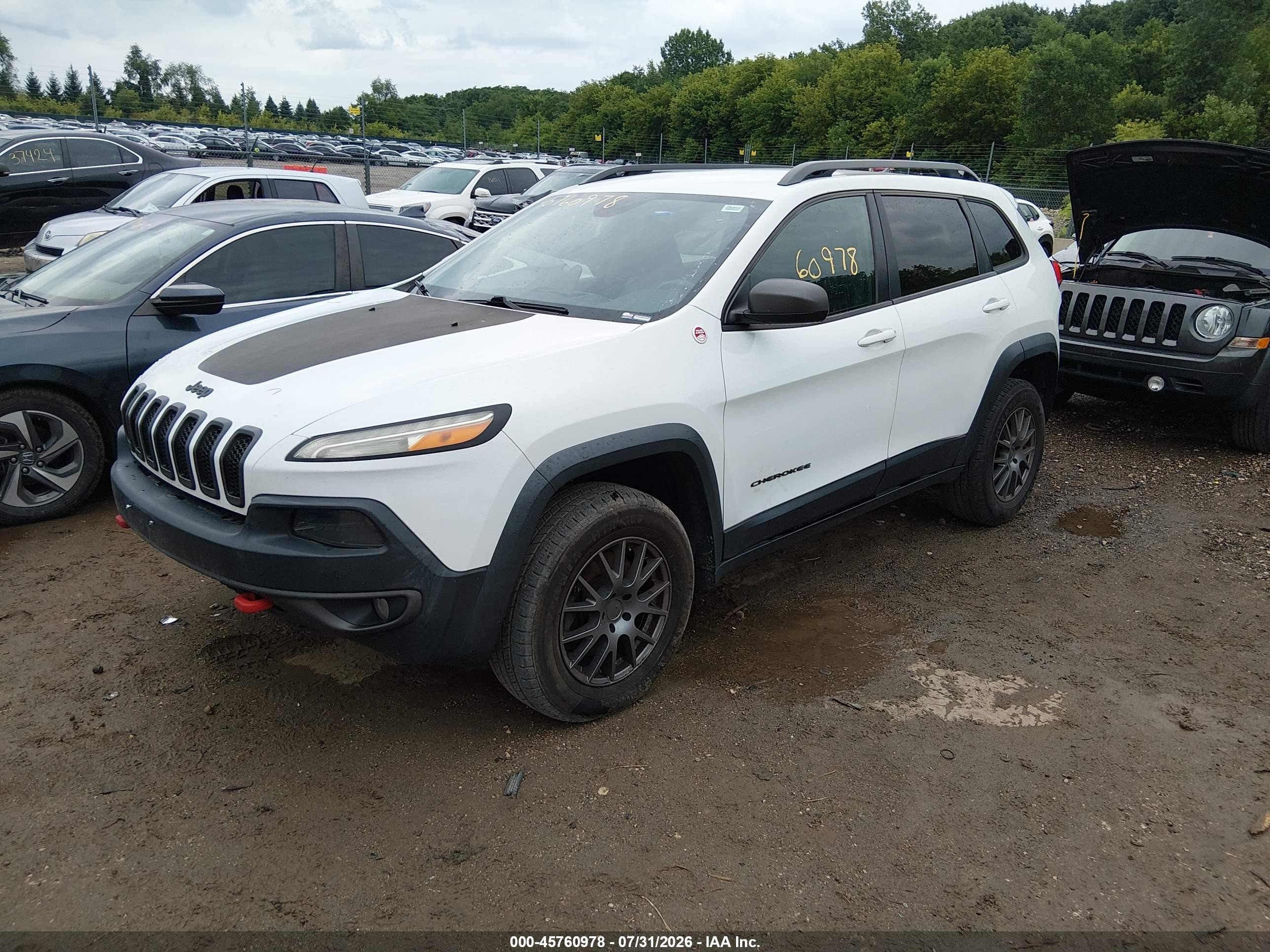 2015 Jeep Cherokee   White vin: 1C4PJMBS2FW785256