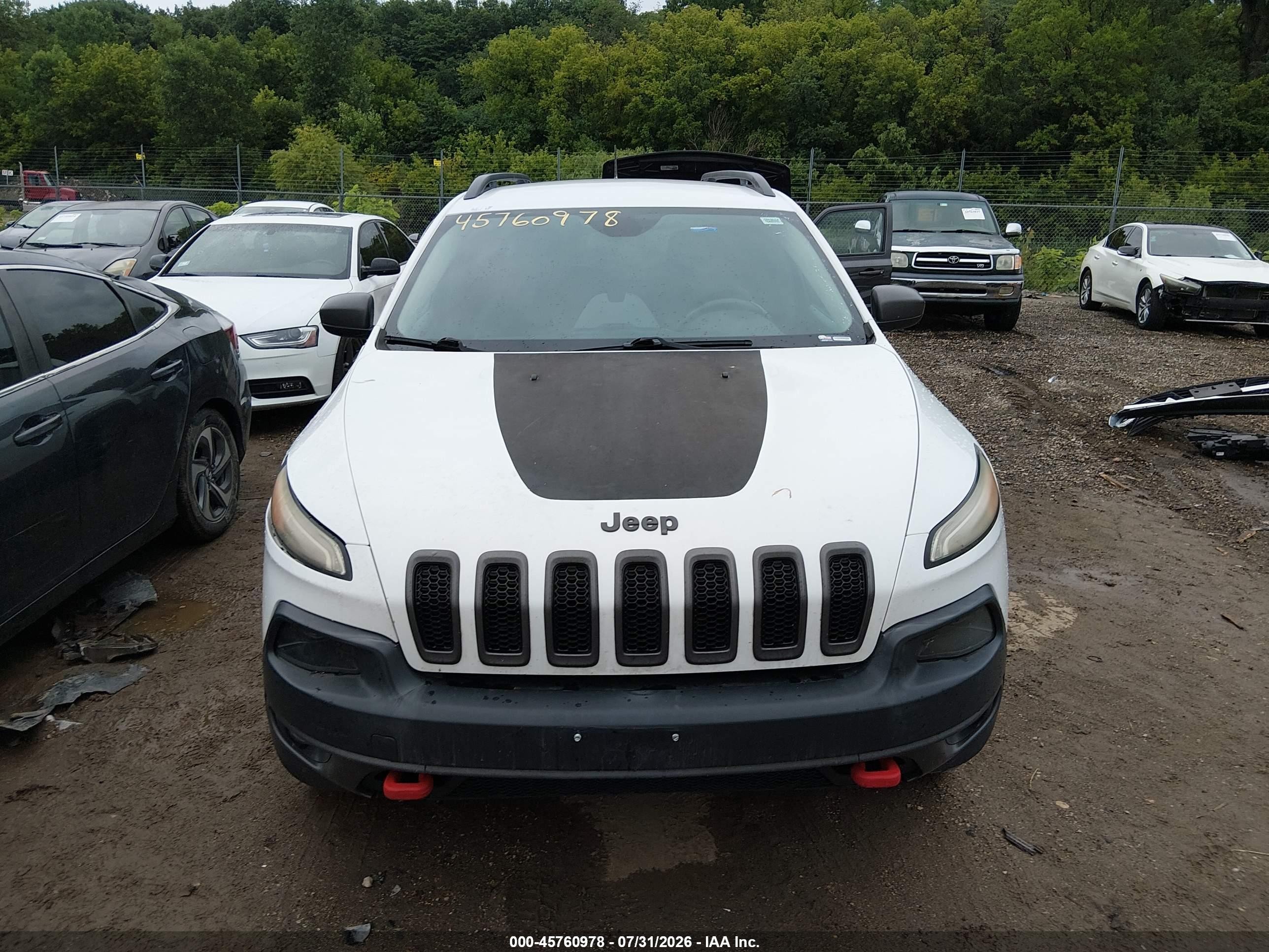 2015 Jeep Cherokee   White vin: 1C4PJMBS2FW785256