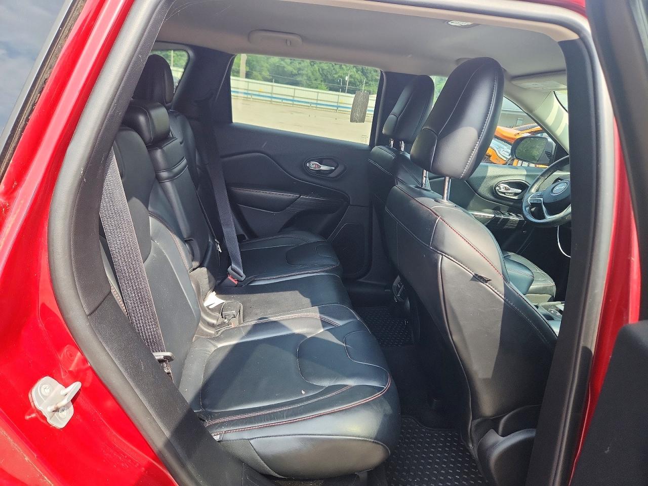 2014 Jeep Cherokee Trailhawk Burgundy vin: 1C4PJMBS3EW160010