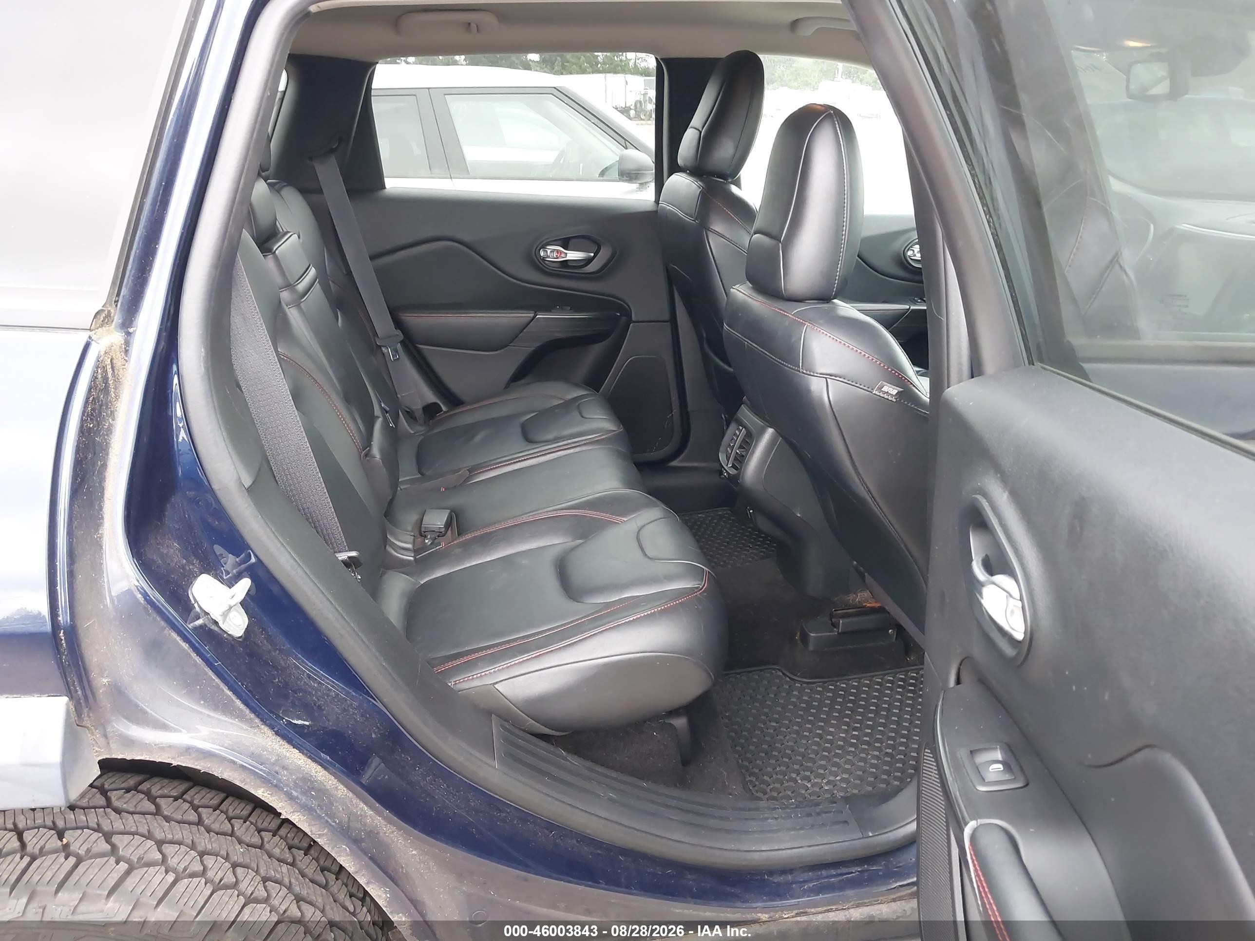 2014 Jeep Cherokee Trailhawk Dark Blue vin: 1C4PJMBS3EW257806
