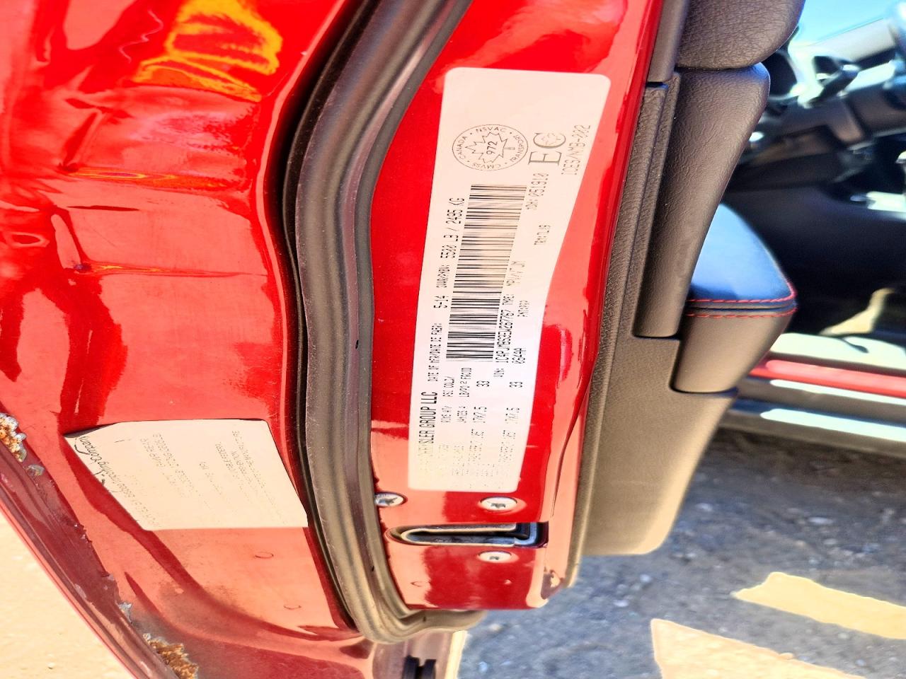 2014 Jeep Cherokee Trailhawk Red vin: 1C4PJMBS3EW267767
