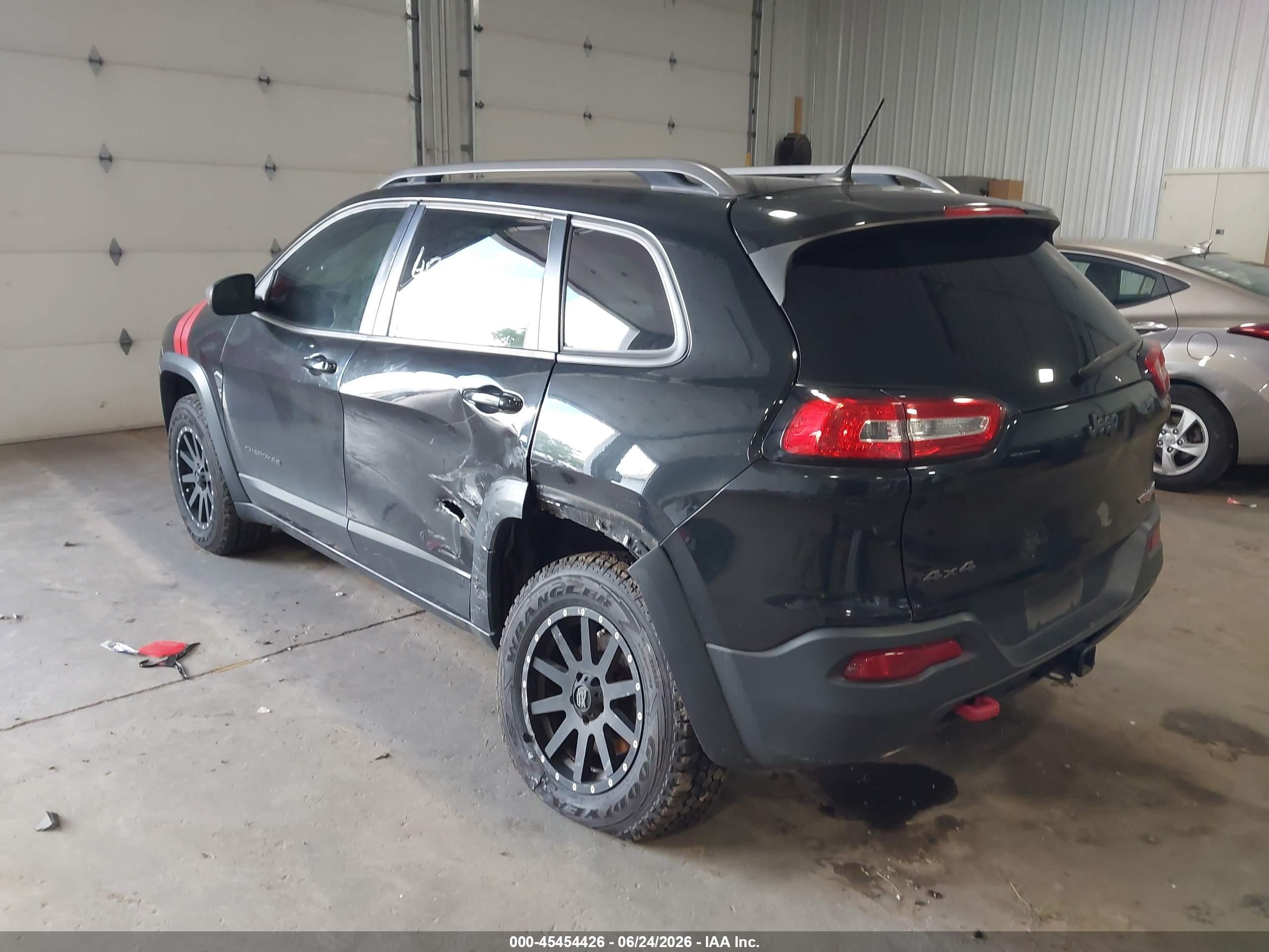 2014 Jeep Cherokee Trailhawk Black vin: 1C4PJMBS3EW275884