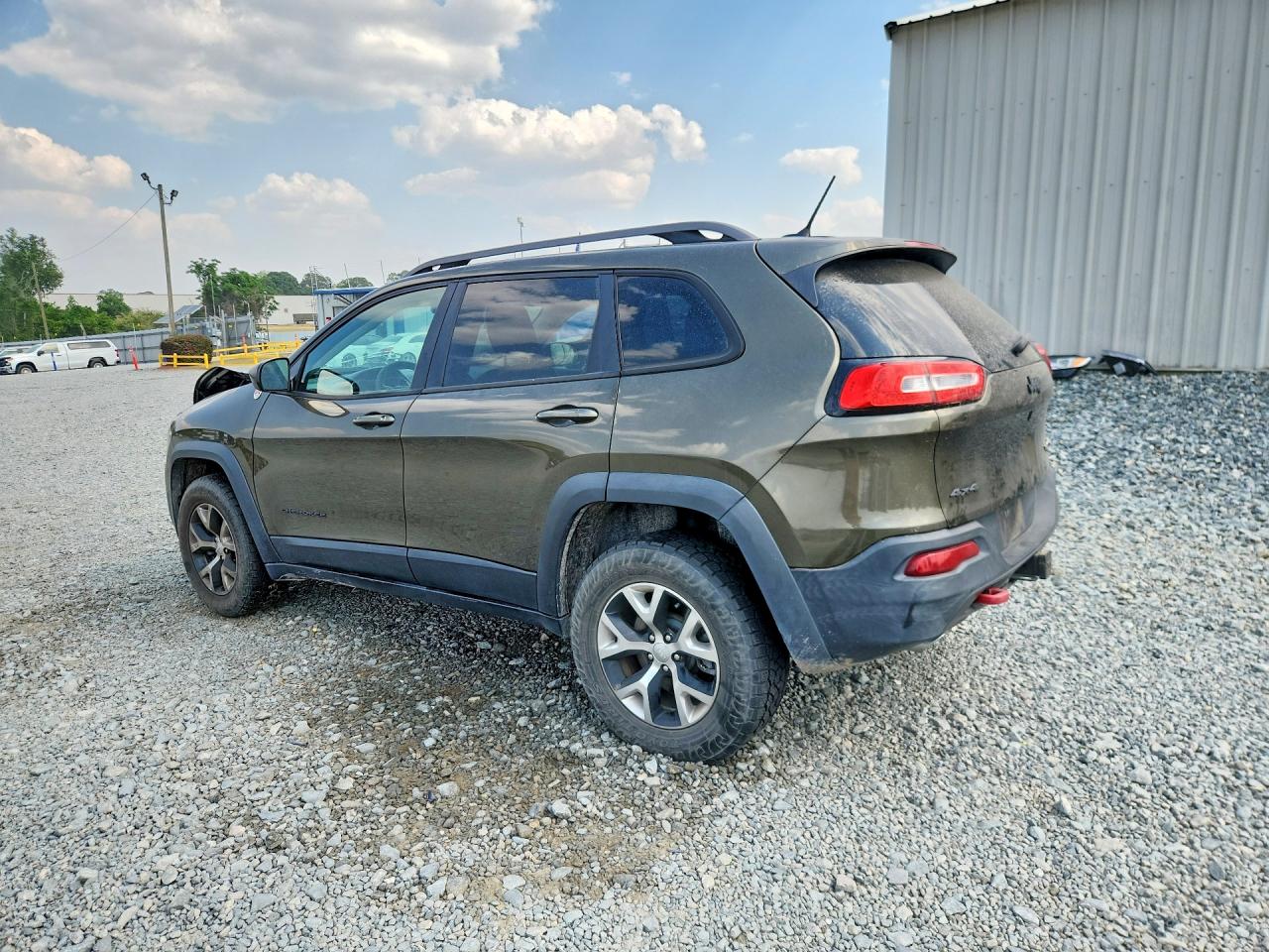2015 Jeep Cherokee Trailhawk Green vin: 1C4PJMBS3FW500998