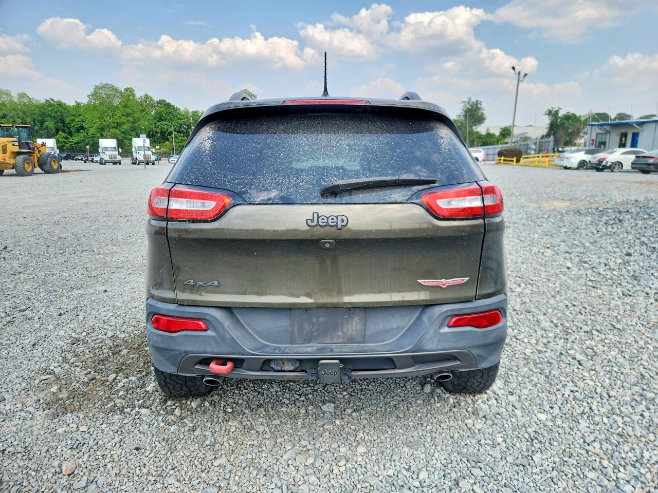 2015 Jeep Cherokee Trailhawk Green vin: 1C4PJMBS3FW500998