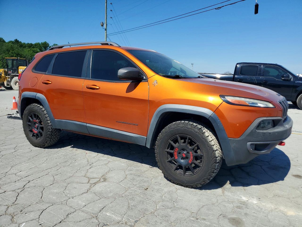 2015 Jeep Cherokee Trailhawk Orange vin: 1C4PJMBS3FW558173