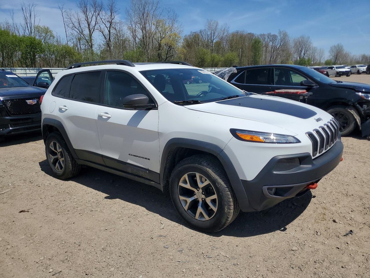 2015 Jeep Cherokee Trailhawk White vin: 1C4PJMBS3FW610109