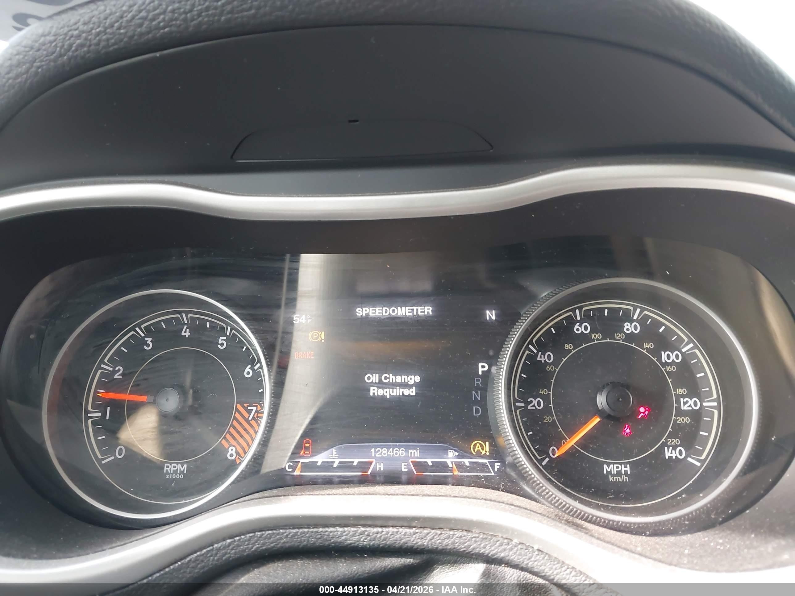 2015 Jeep Cherokee Trailhawk Red vin: 1C4PJMBS3FW786755