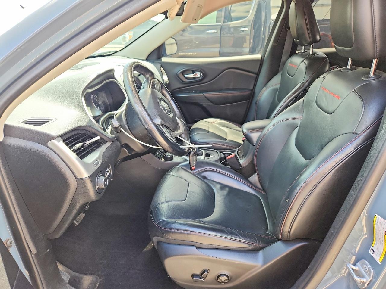 2014 Jeep Cherokee Trailhawk Gray vin: 1C4PJMBS4EW134564