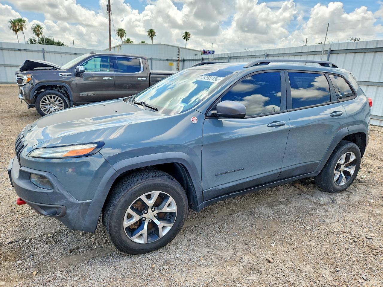 2014 Jeep Cherokee Trailhawk Gray vin: 1C4PJMBS4EW134564