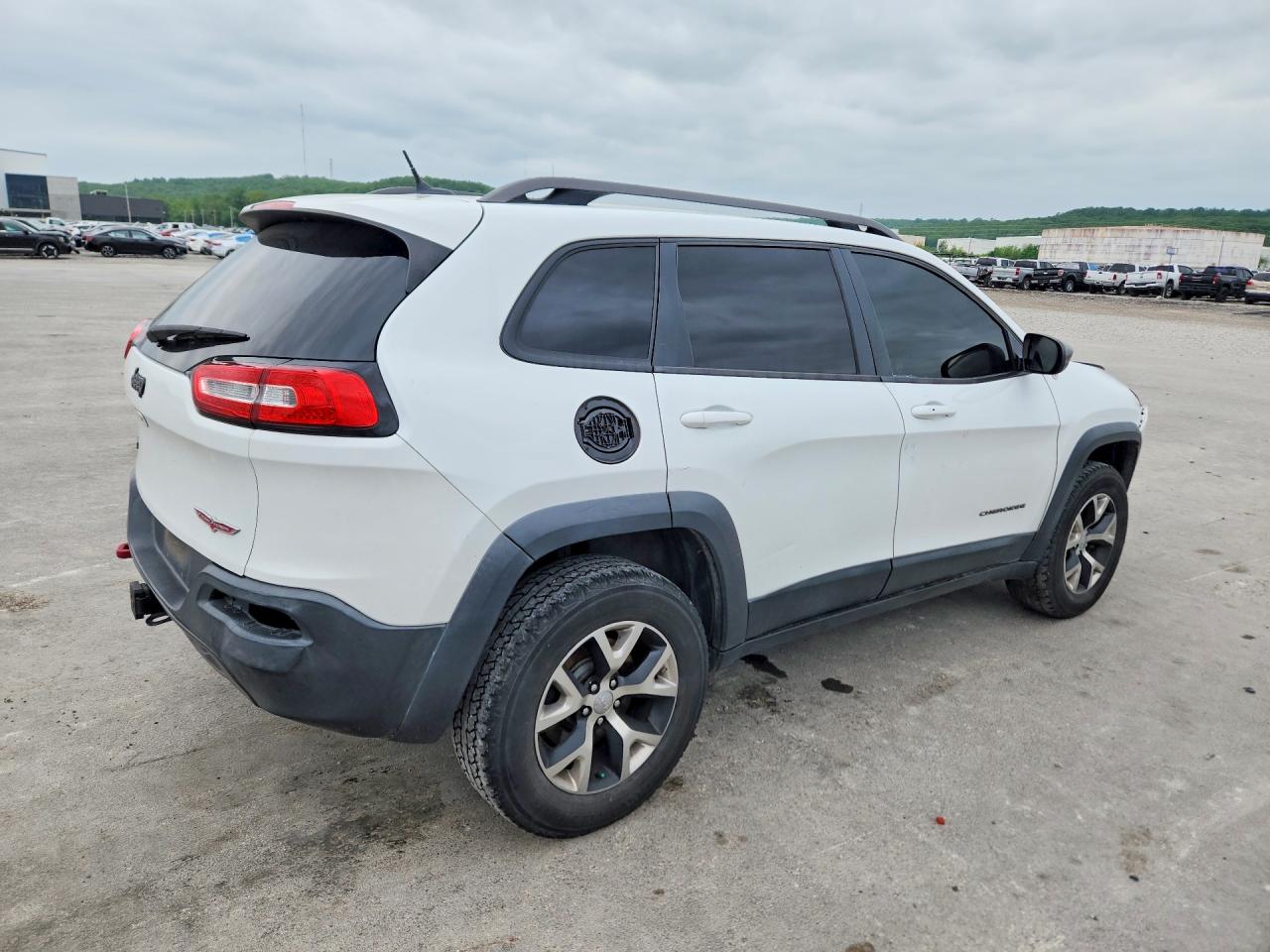 2014 Jeep Cherokee Trailhawk White vin: 1C4PJMBS4EW236902