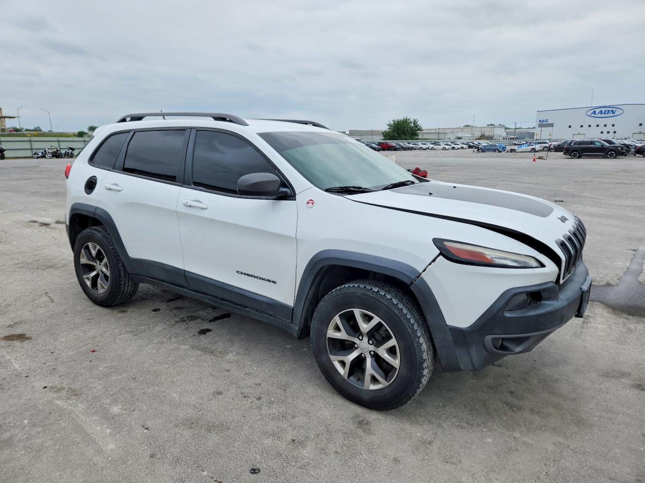 2014 Jeep Cherokee Trailhawk White vin: 1C4PJMBS4EW236902
