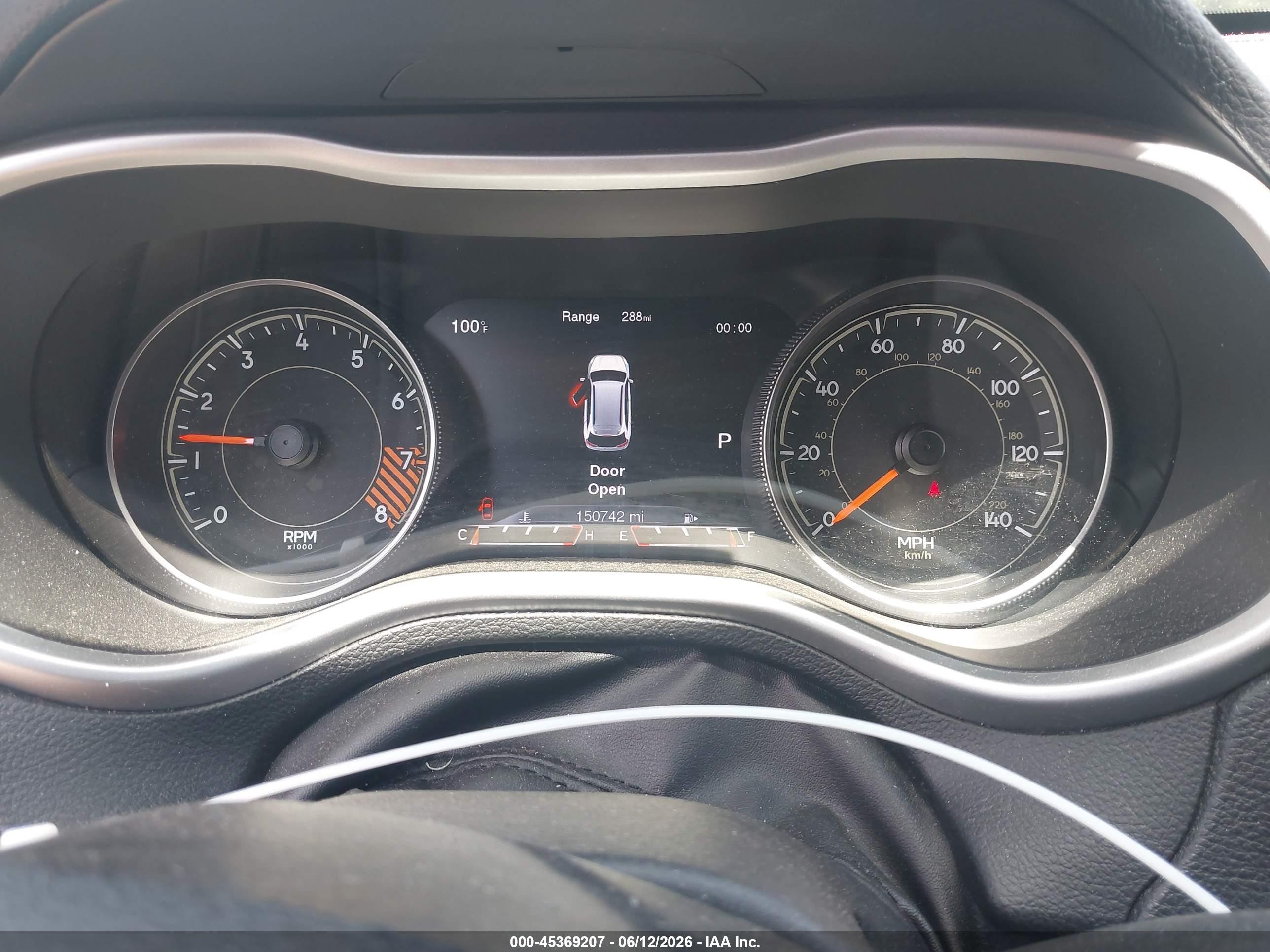 2015 Jeep Cherokee Trailhawk Gray vin: 1C4PJMBS4FW502128
