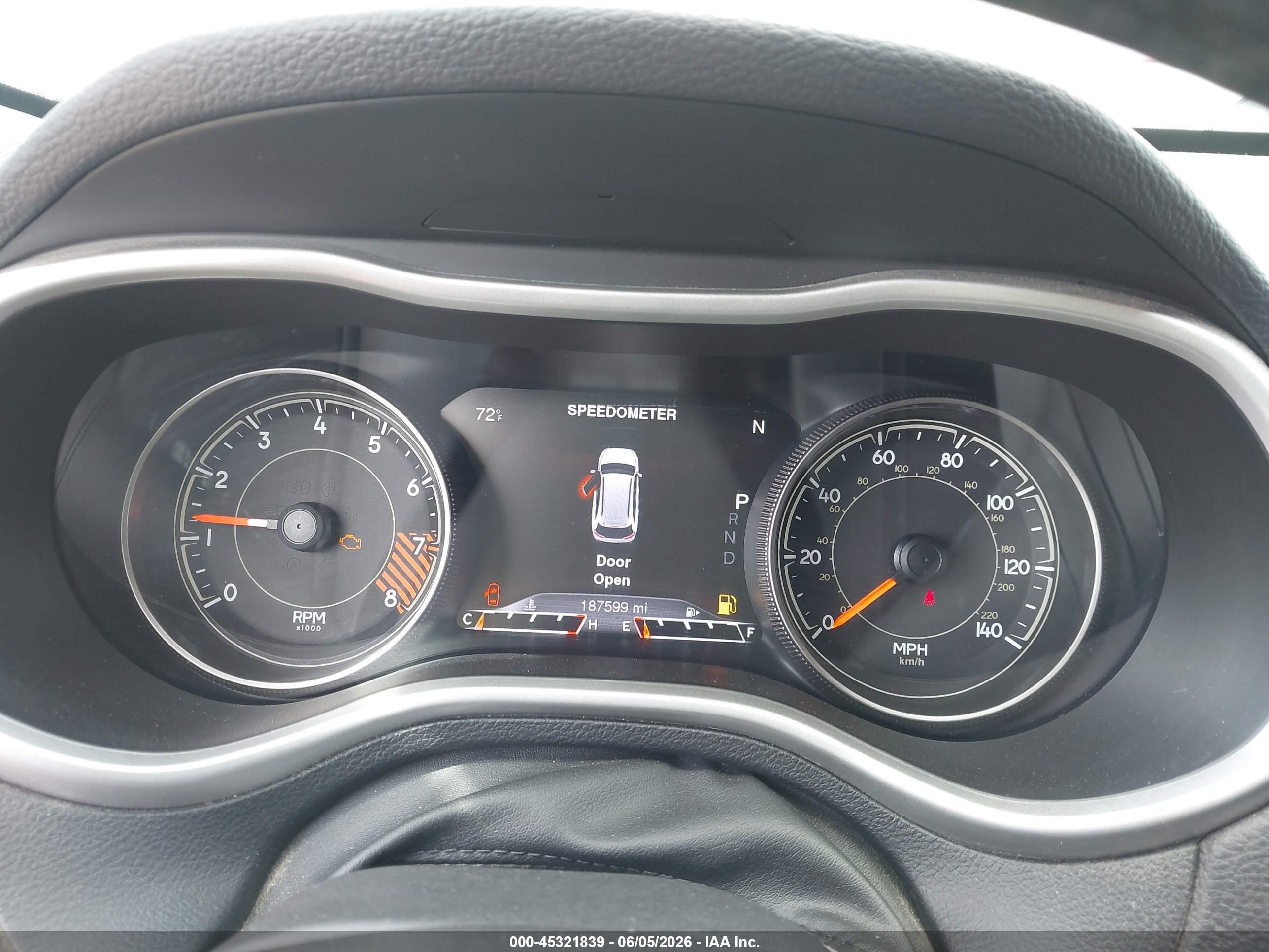 2015 Jeep Cherokee Trailhawk Red vin: 1C4PJMBS4FW502386