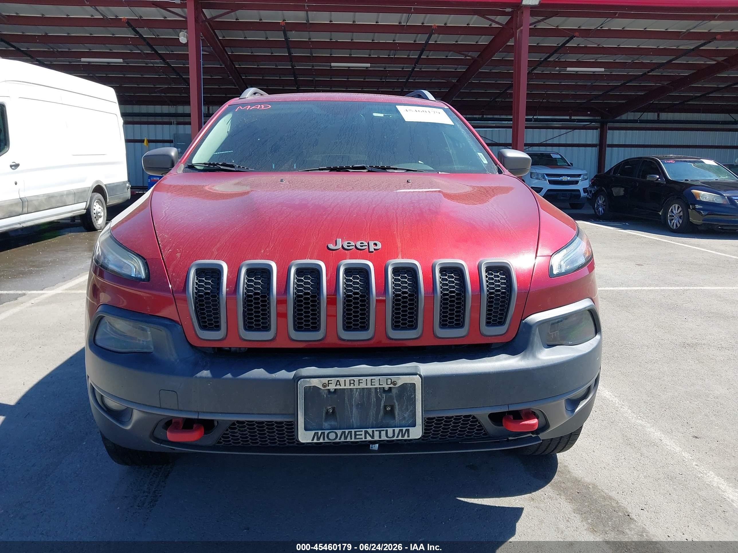 2015 Jeep Cherokee Trailhawk Burgundy vin: 1C4PJMBS4FW646147