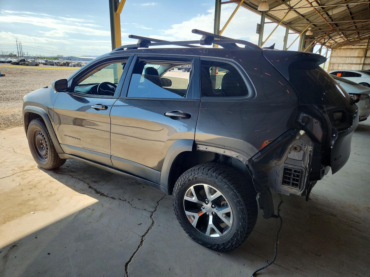 2015 Jeep Cherokee Trailhawk Угольный vin: 1C4PJMBS4FW651607