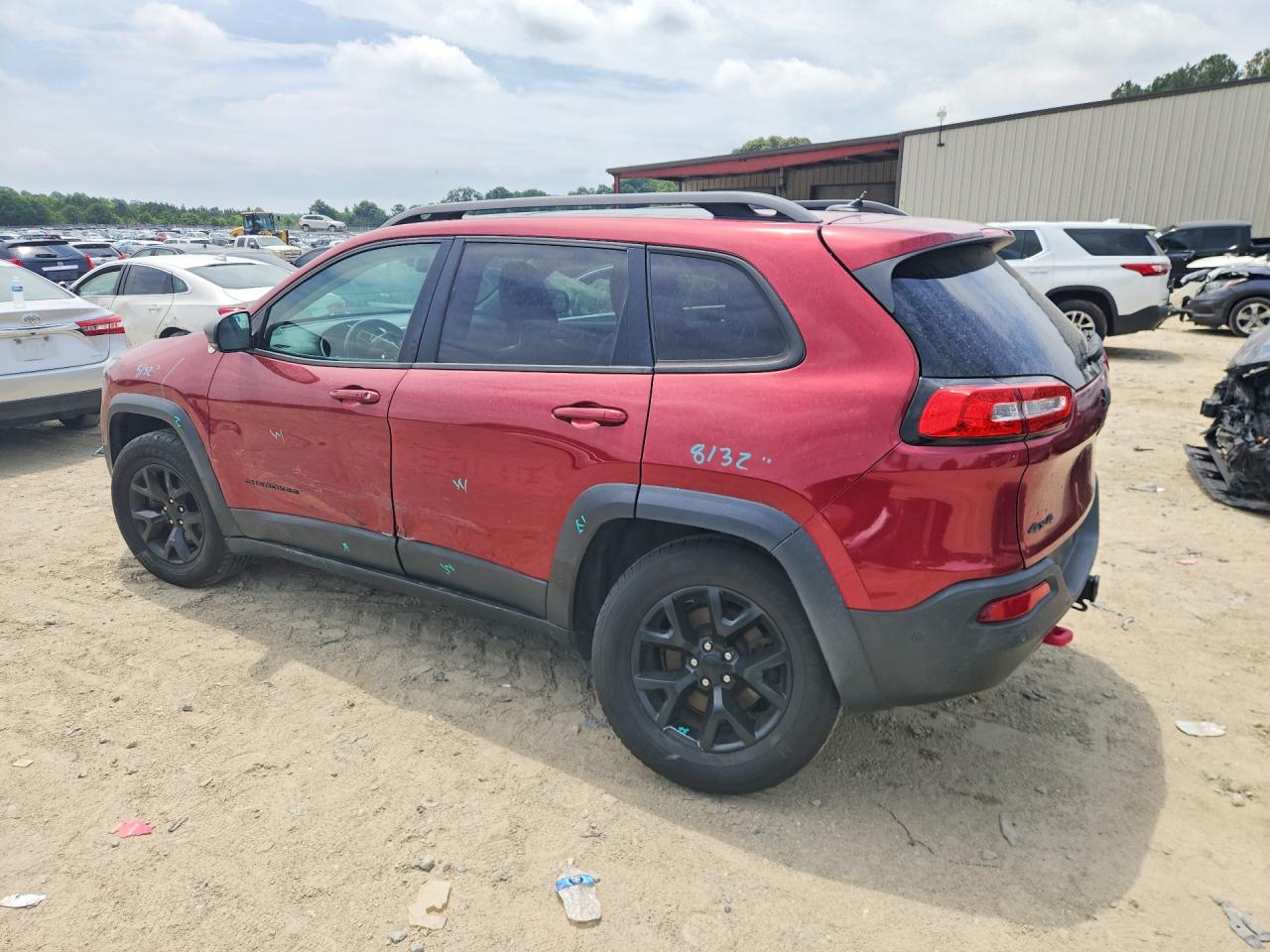 2015 Jeep Cherokee Trailhawk Red vin: 1C4PJMBS4FW694070