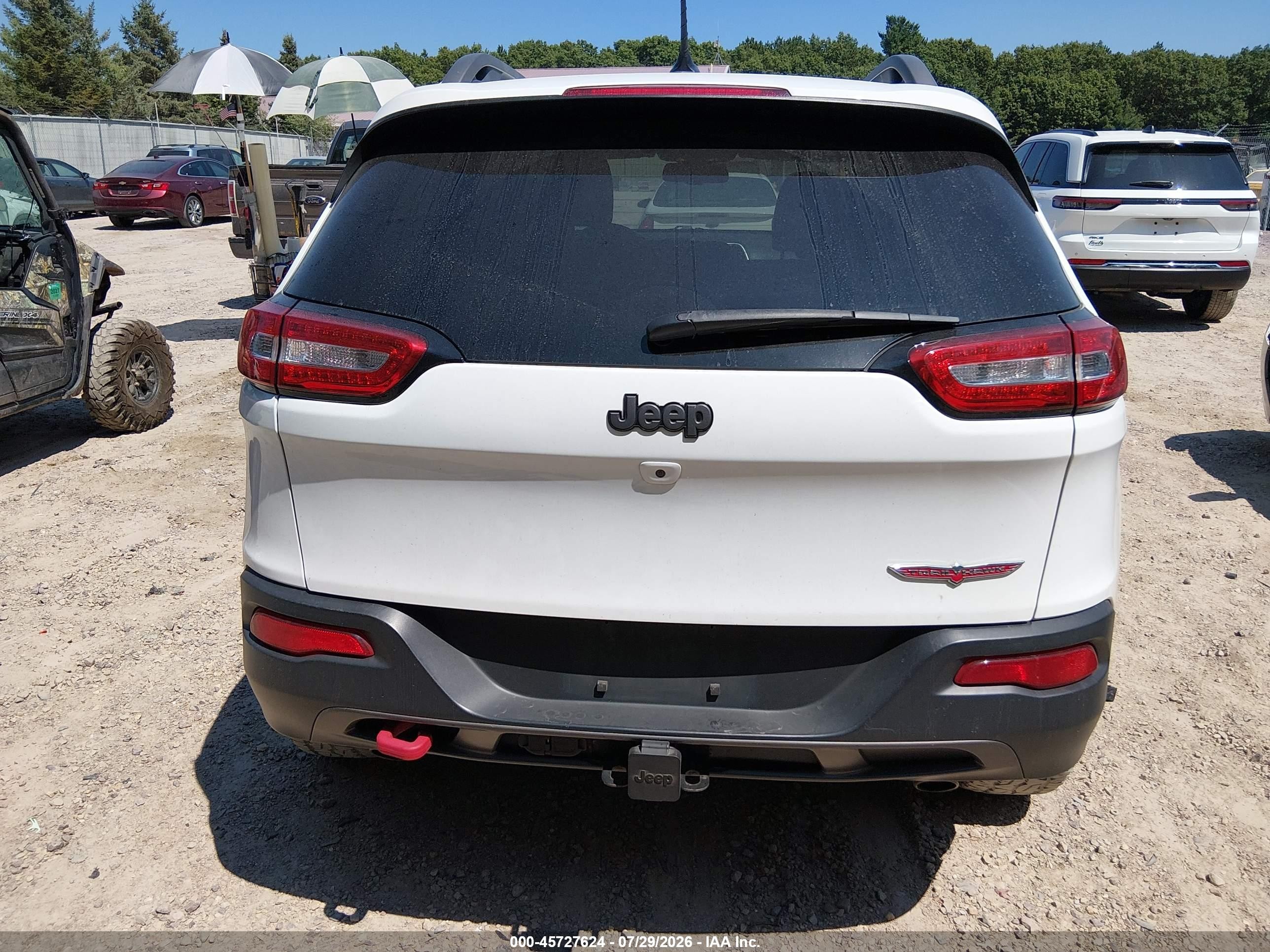 2015 Jeep Cherokee Trailhawk White vin: 1C4PJMBS4FW704936