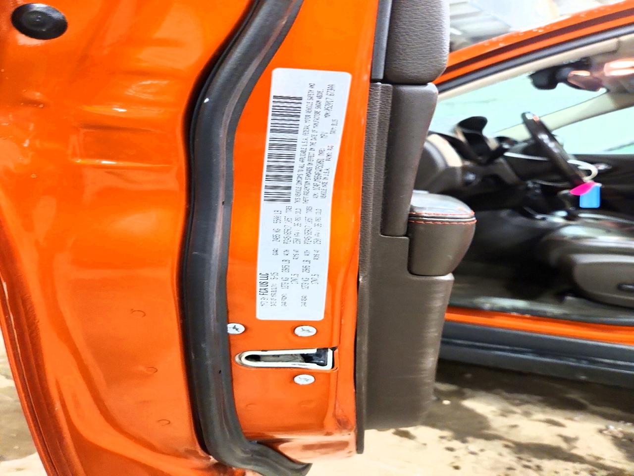 2015 Jeep Cherokee Trailhawk Orange vin: 1C4PJMBS4FW751061
