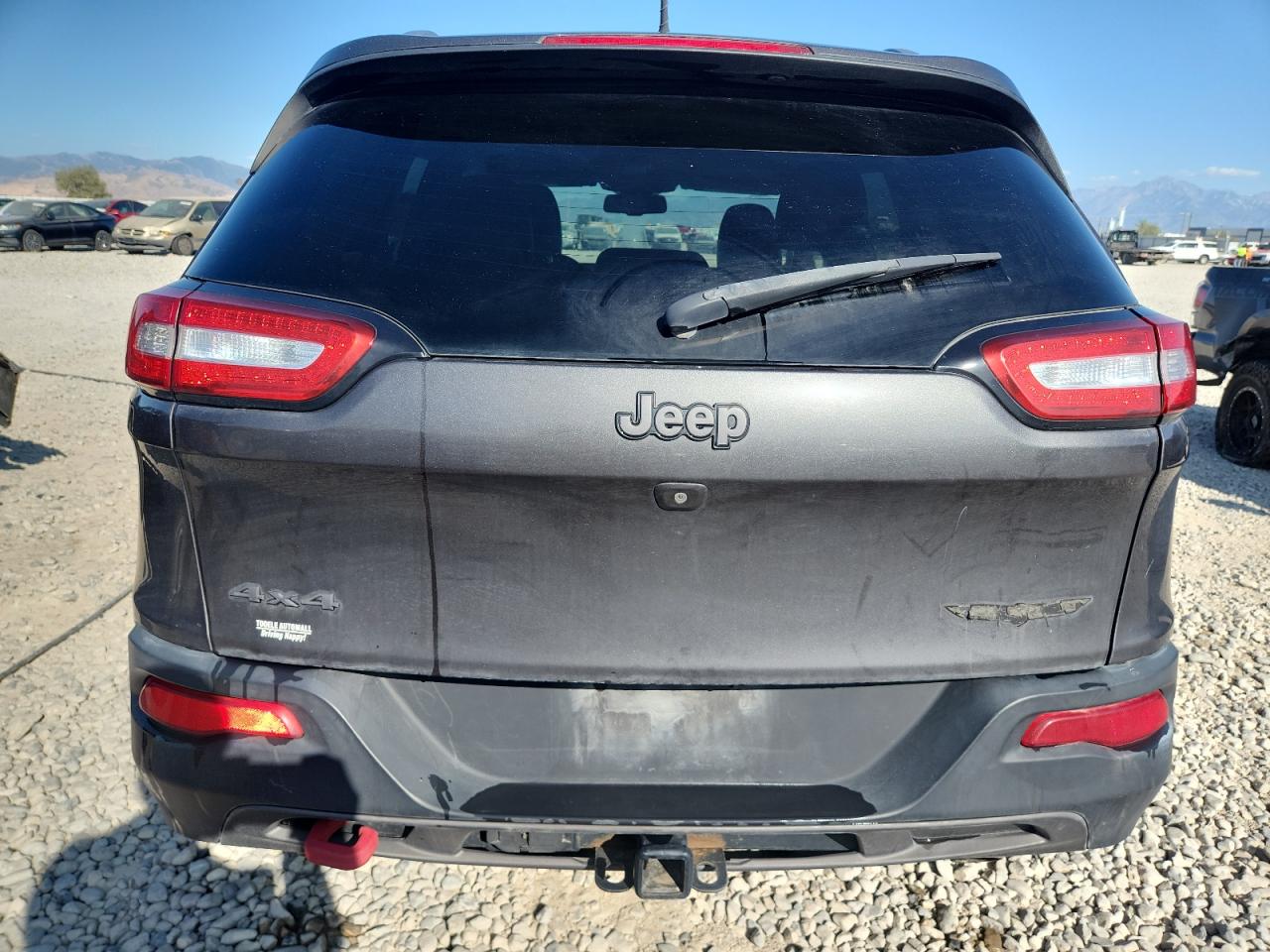 2015 Jeep Cherokee Trailhawk Серый vin: 1C4PJMBS5FW593944