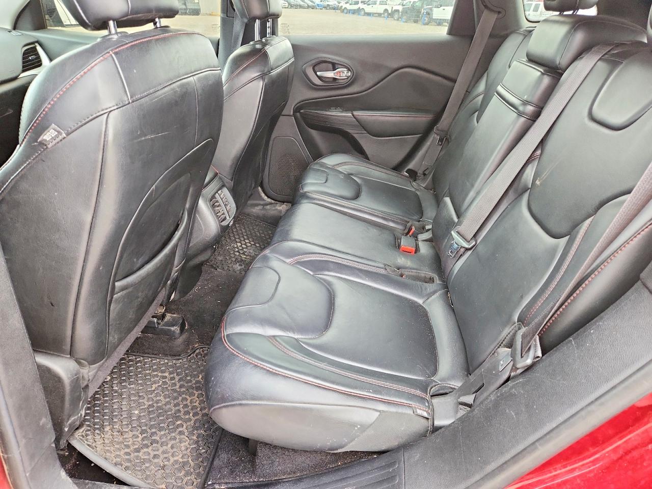 2014 Jeep Cherokee Trailhawk Red vin: 1C4PJMBS6EW168215