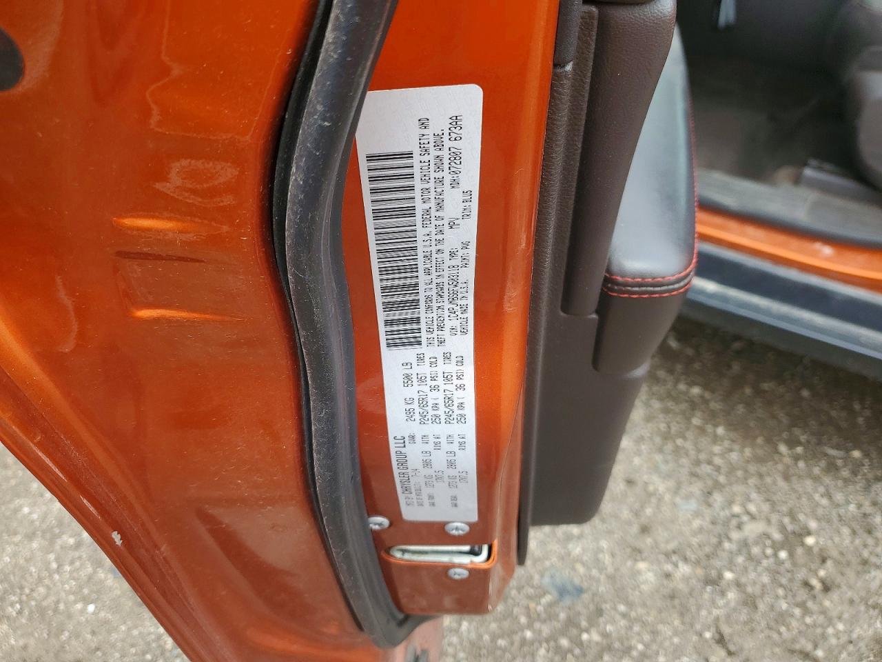 2015 Jeep Cherokee Trailhawk Orange vin: 1C4PJMBS6FW503118