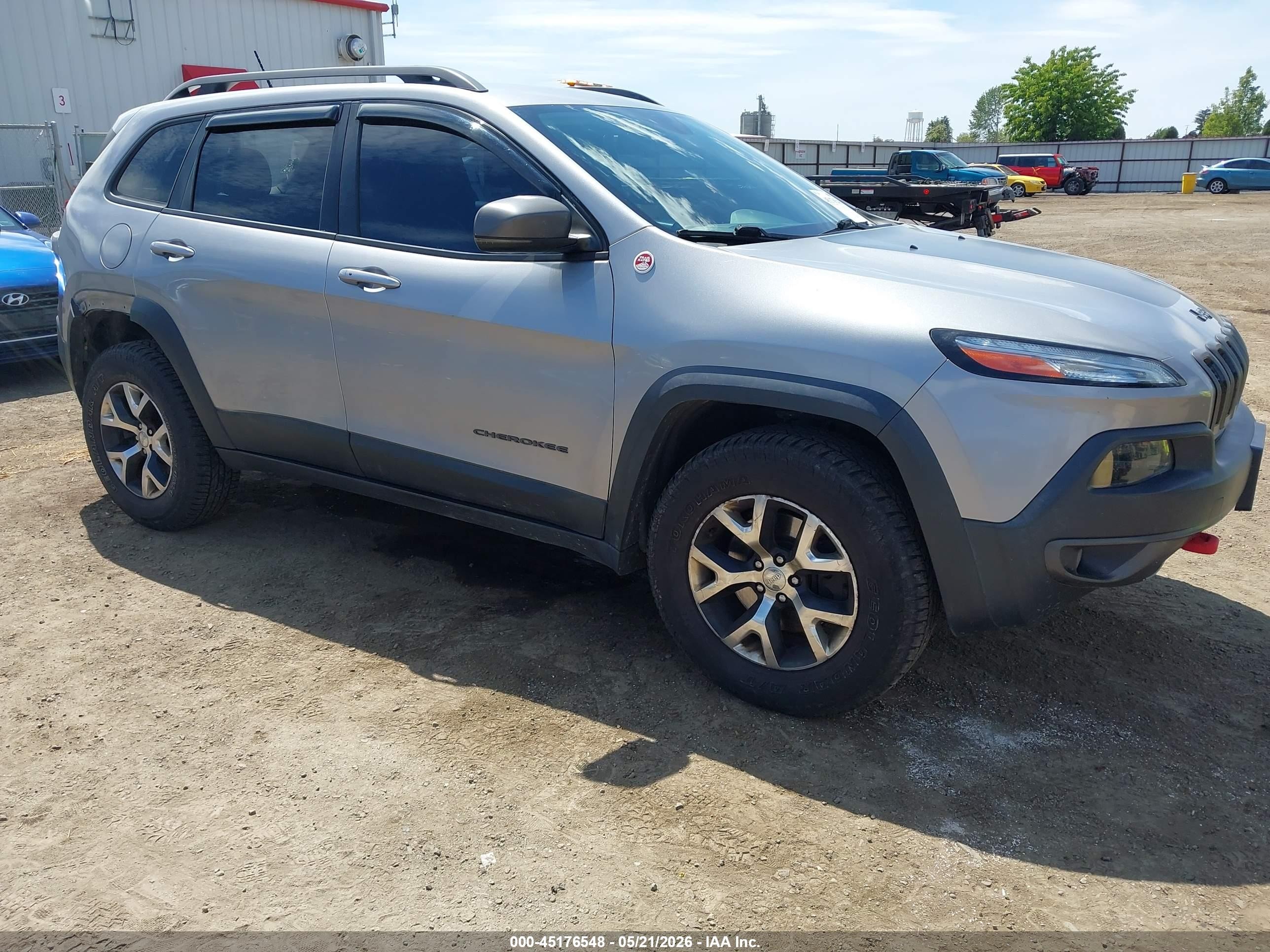 2015 Jeep Cherokee Trailhawk Pewter vin: 1C4PJMBS6FW511154