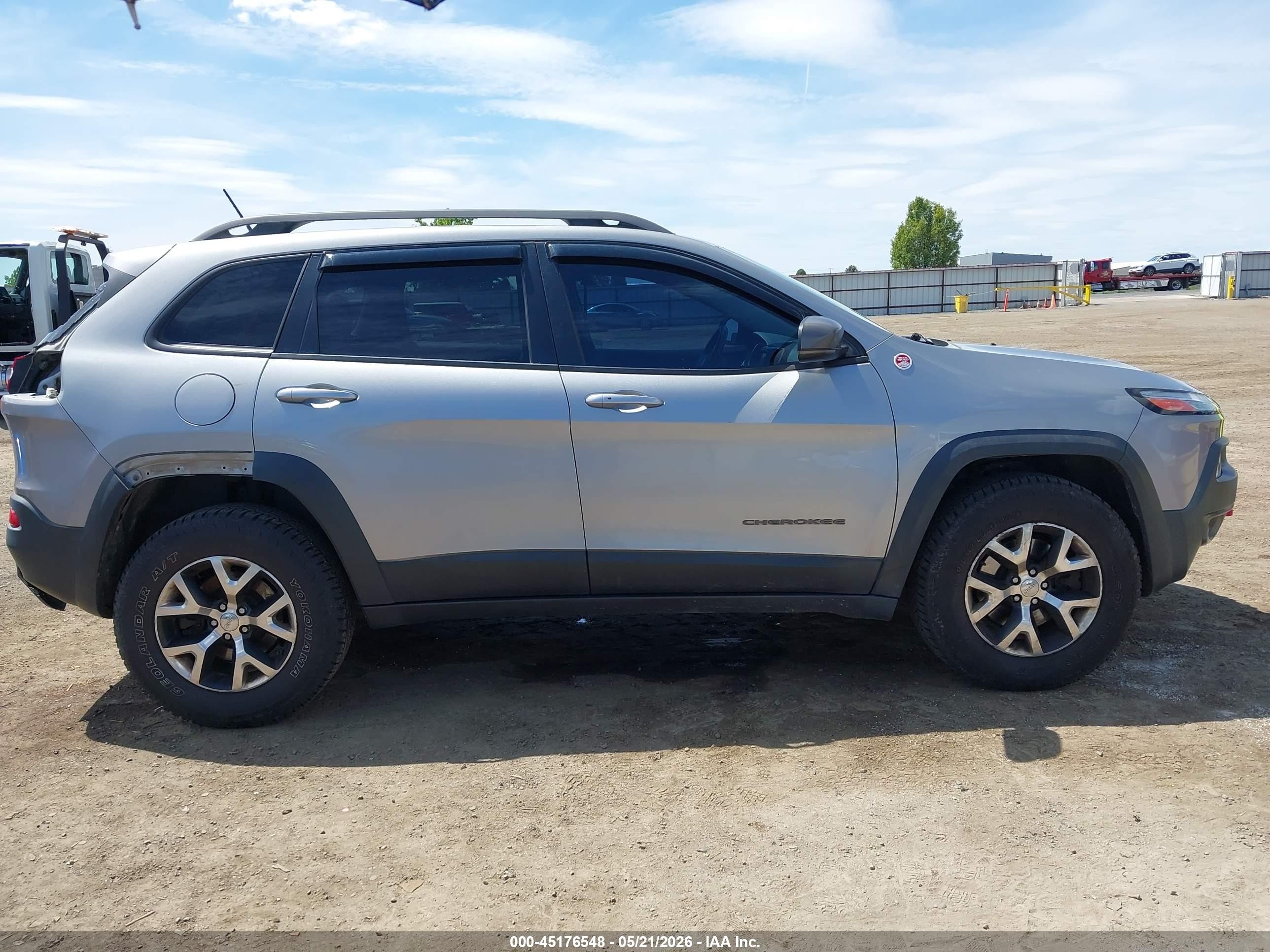 2015 Jeep Cherokee Trailhawk Pewter vin: 1C4PJMBS6FW511154