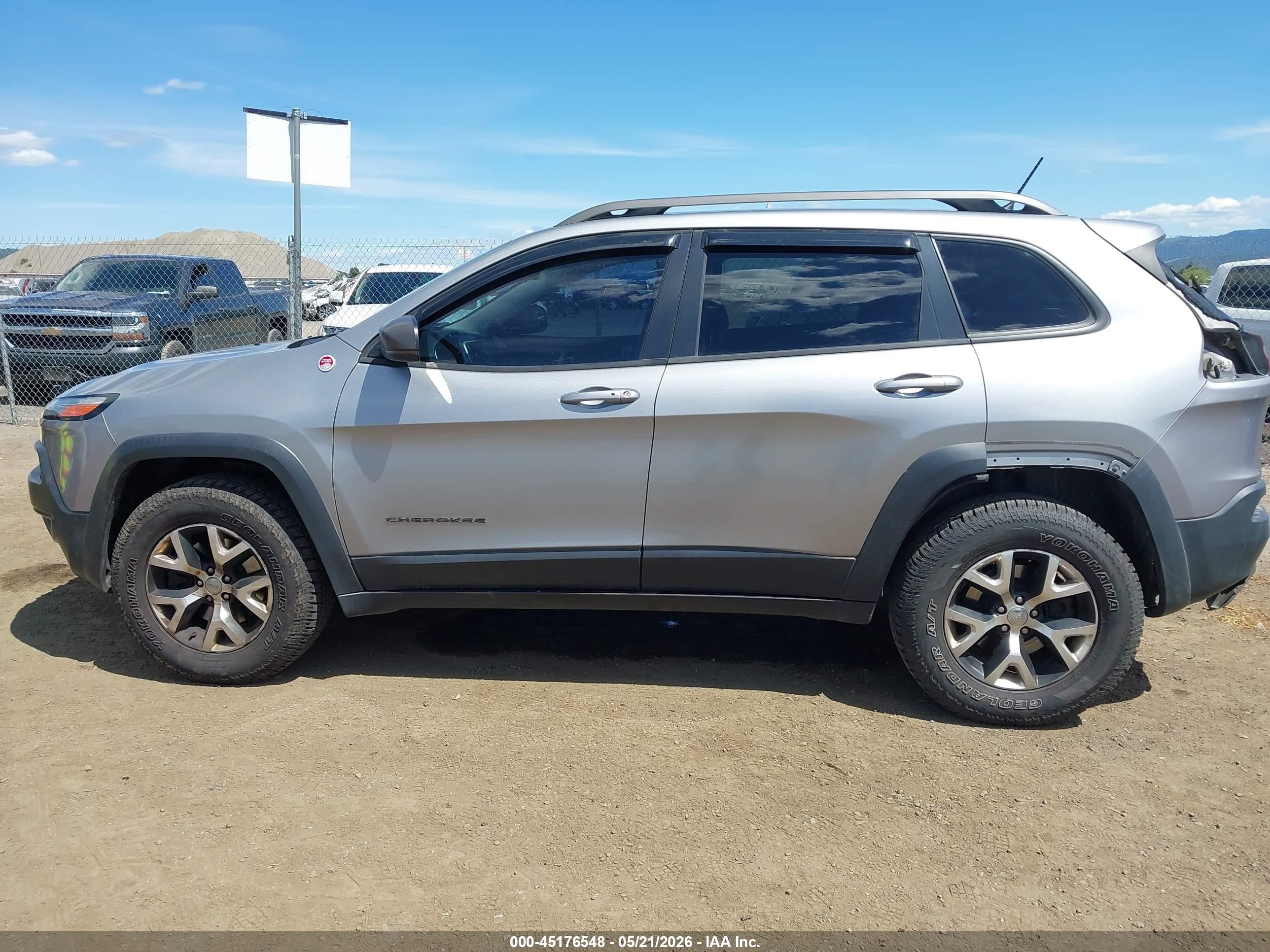2015 Jeep Cherokee Trailhawk Pewter vin: 1C4PJMBS6FW511154