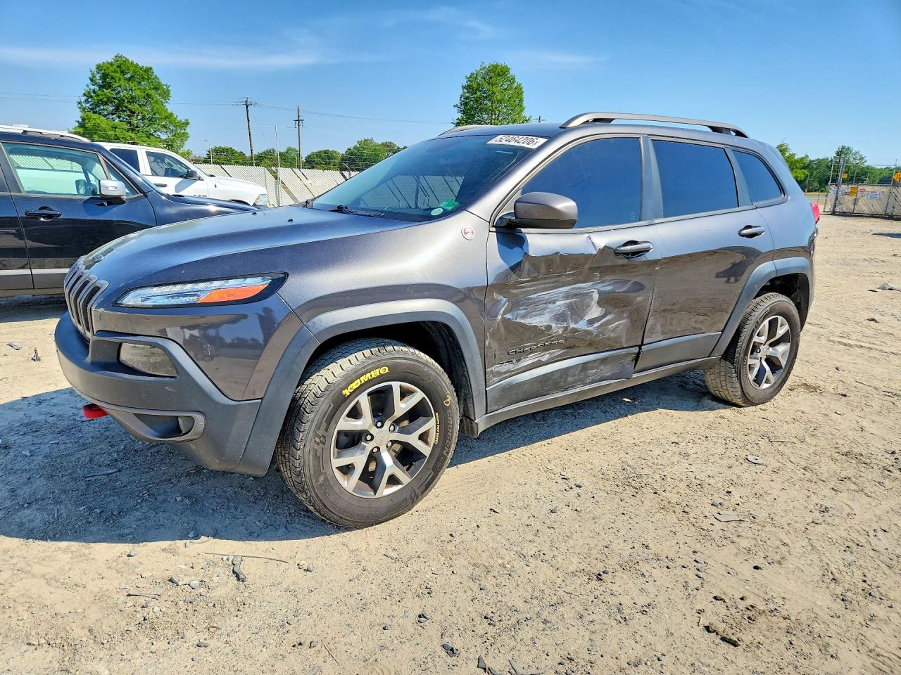 2015 Jeep Cherokee Trailhawk Gray vin: 1C4PJMBS6FW525247
