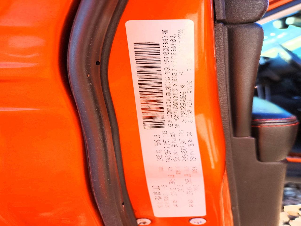 2015 Jeep Cherokee Trailhawk Orange vin: 1C4PJMBS6FW618642