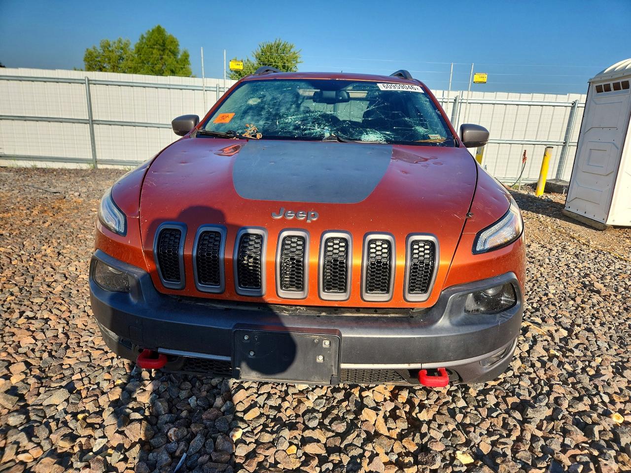 2015 Jeep Cherokee Trailhawk Orange vin: 1C4PJMBS6FW618642