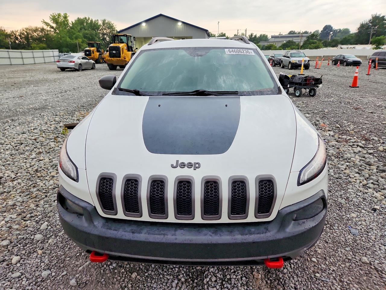 2015 Jeep Cherokee Trailhawk White vin: 1C4PJMBS6FW667436