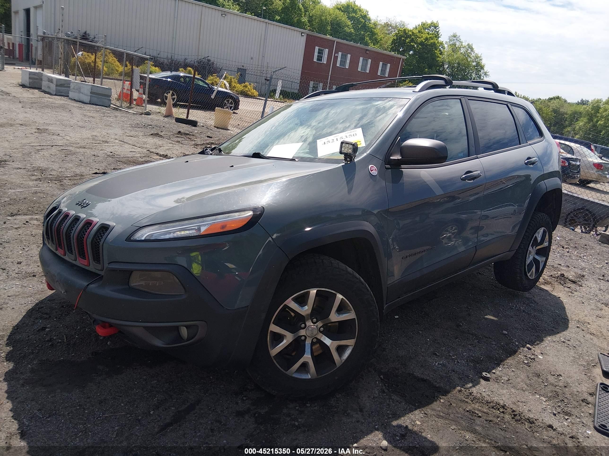 2014 Jeep Cherokee Trailhawk Gray vin: 1C4PJMBS7EW134607
