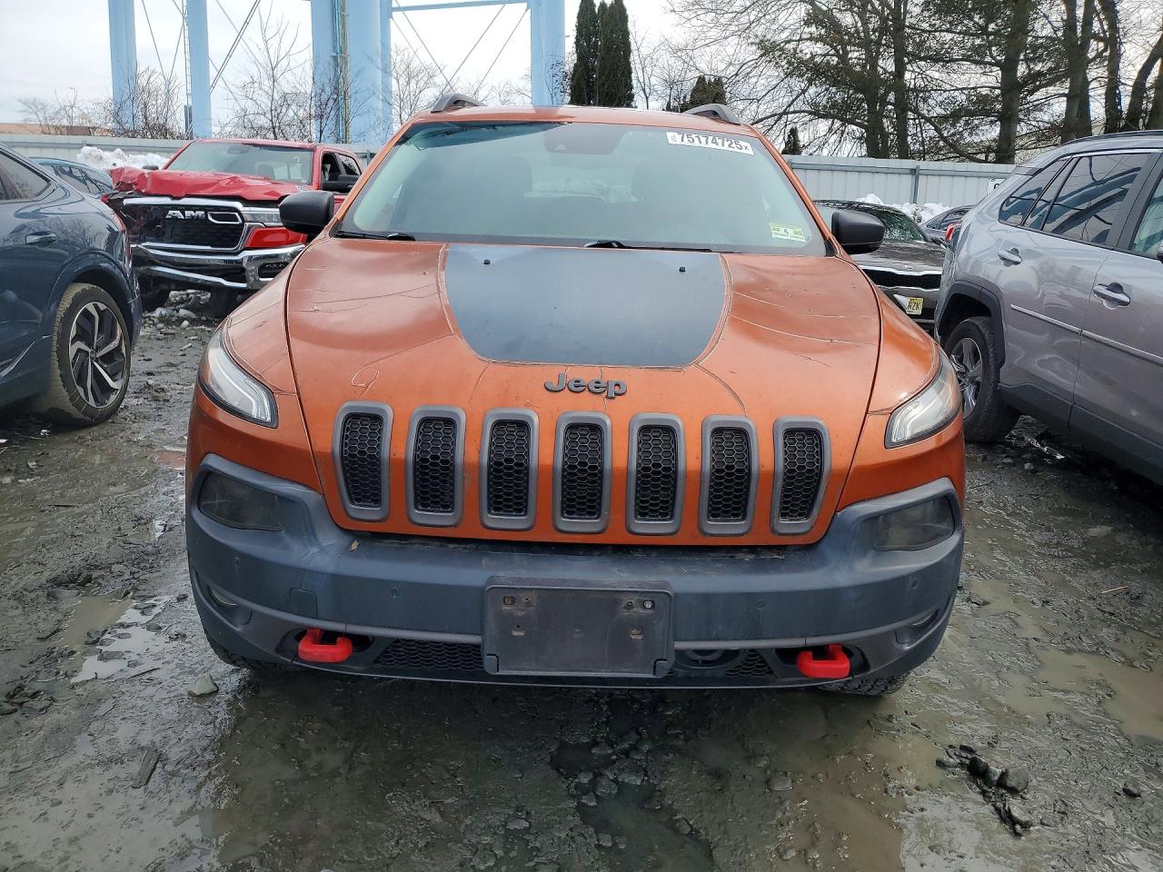 2014 Jeep Cherokee Оранжевый vin: 1C4PJMBS7EW215834
