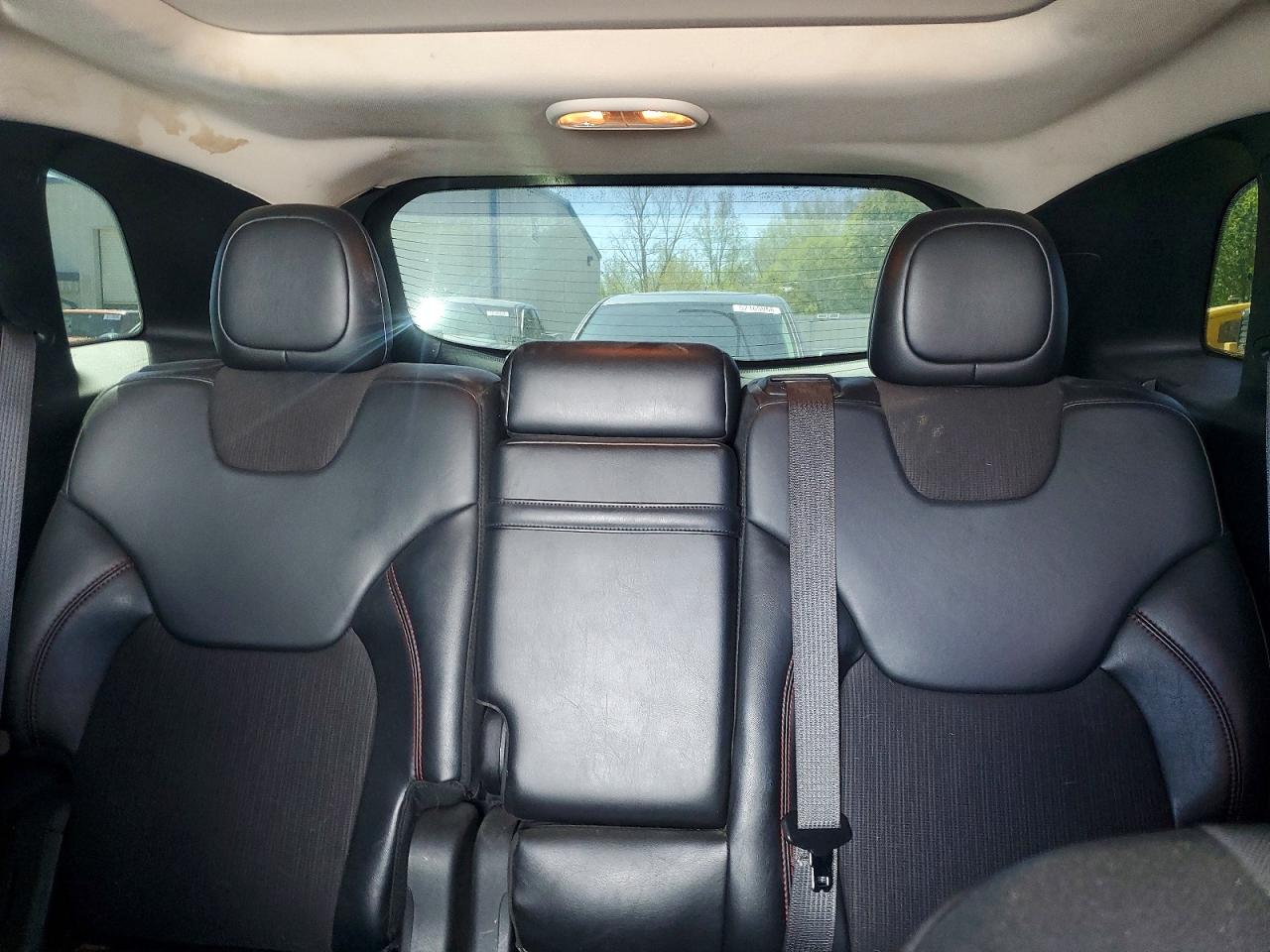 2014 Jeep Cherokee Trailhawk White vin: 1C4PJMBS7EW235971