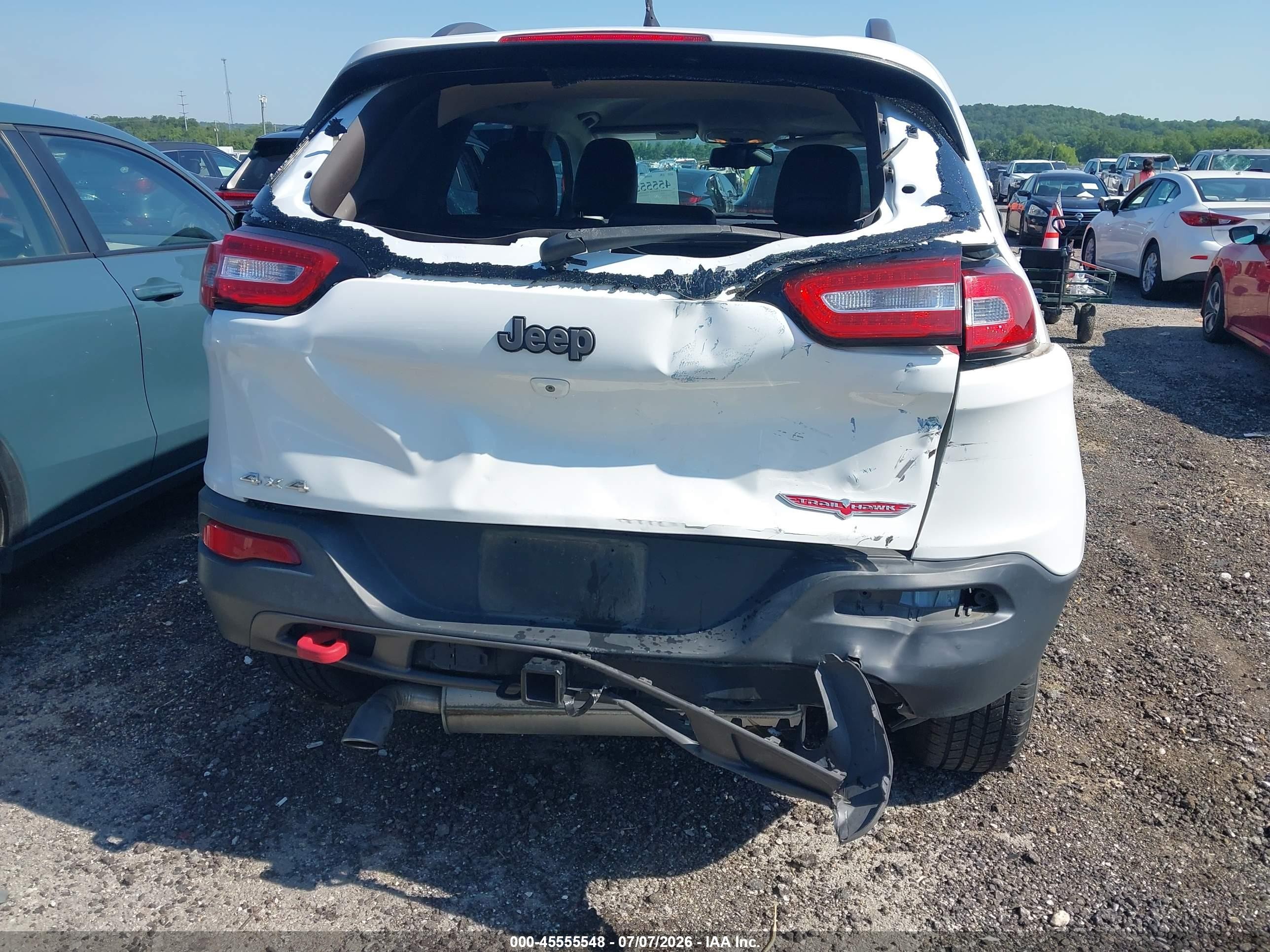 2014 Jeep Cherokee Trailhawk White vin: 1C4PJMBS7EW244489