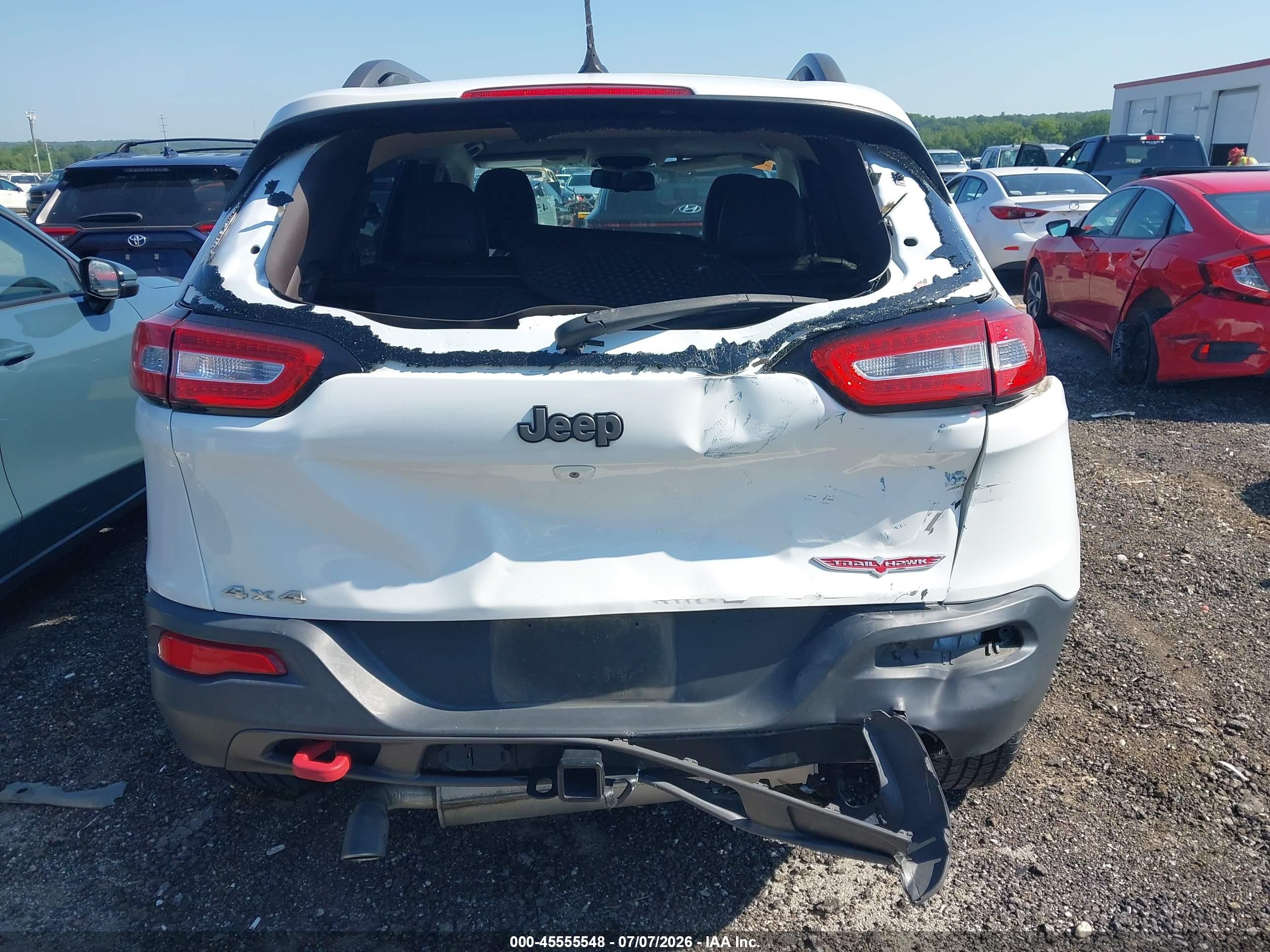 2014 Jeep Cherokee Trailhawk White vin: 1C4PJMBS7EW244489