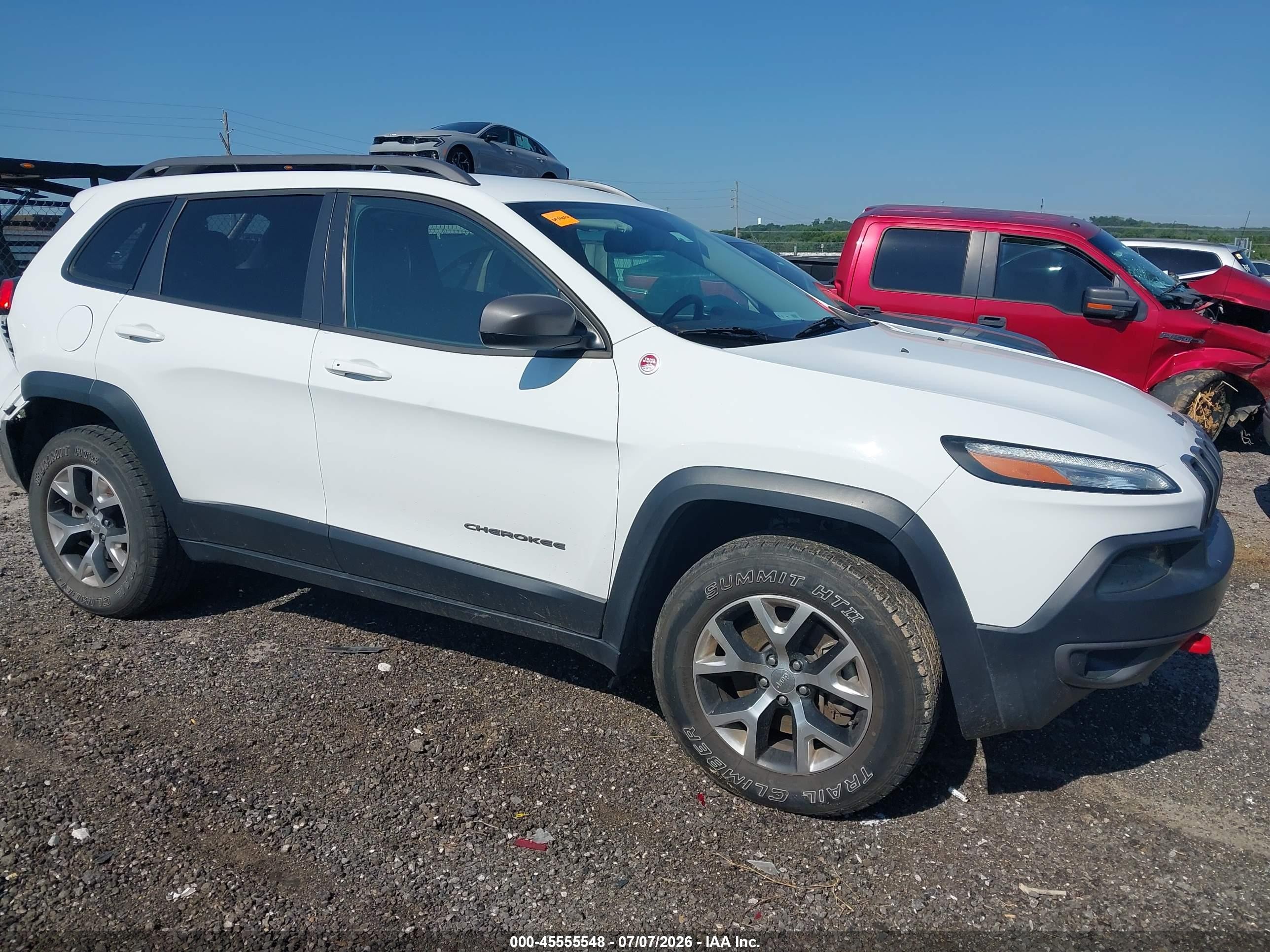 2014 Jeep Cherokee Trailhawk White vin: 1C4PJMBS7EW244489