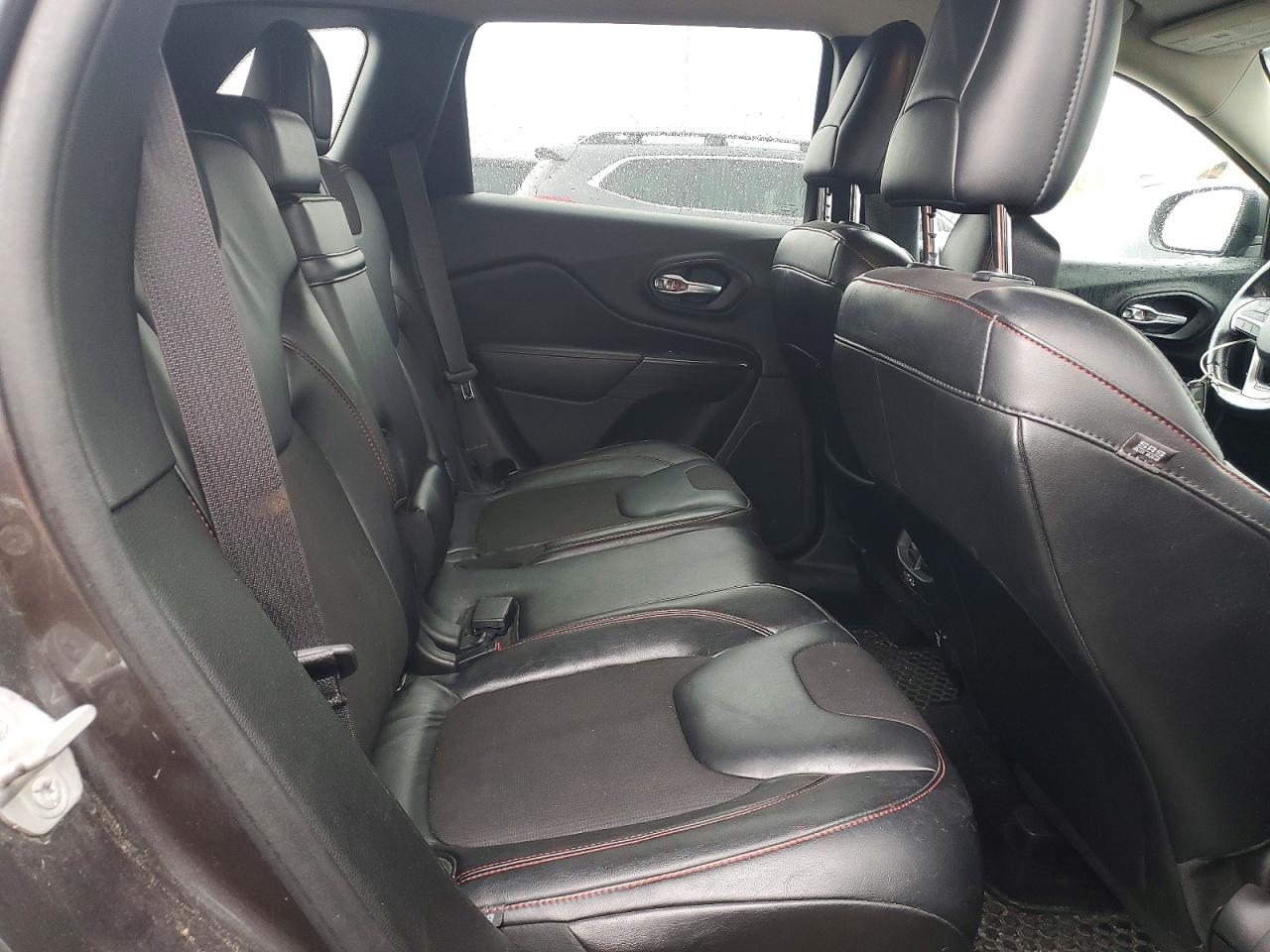 2014 Jeep Cherokee Trailhawk Gray vin: 1C4PJMBS7EW272843