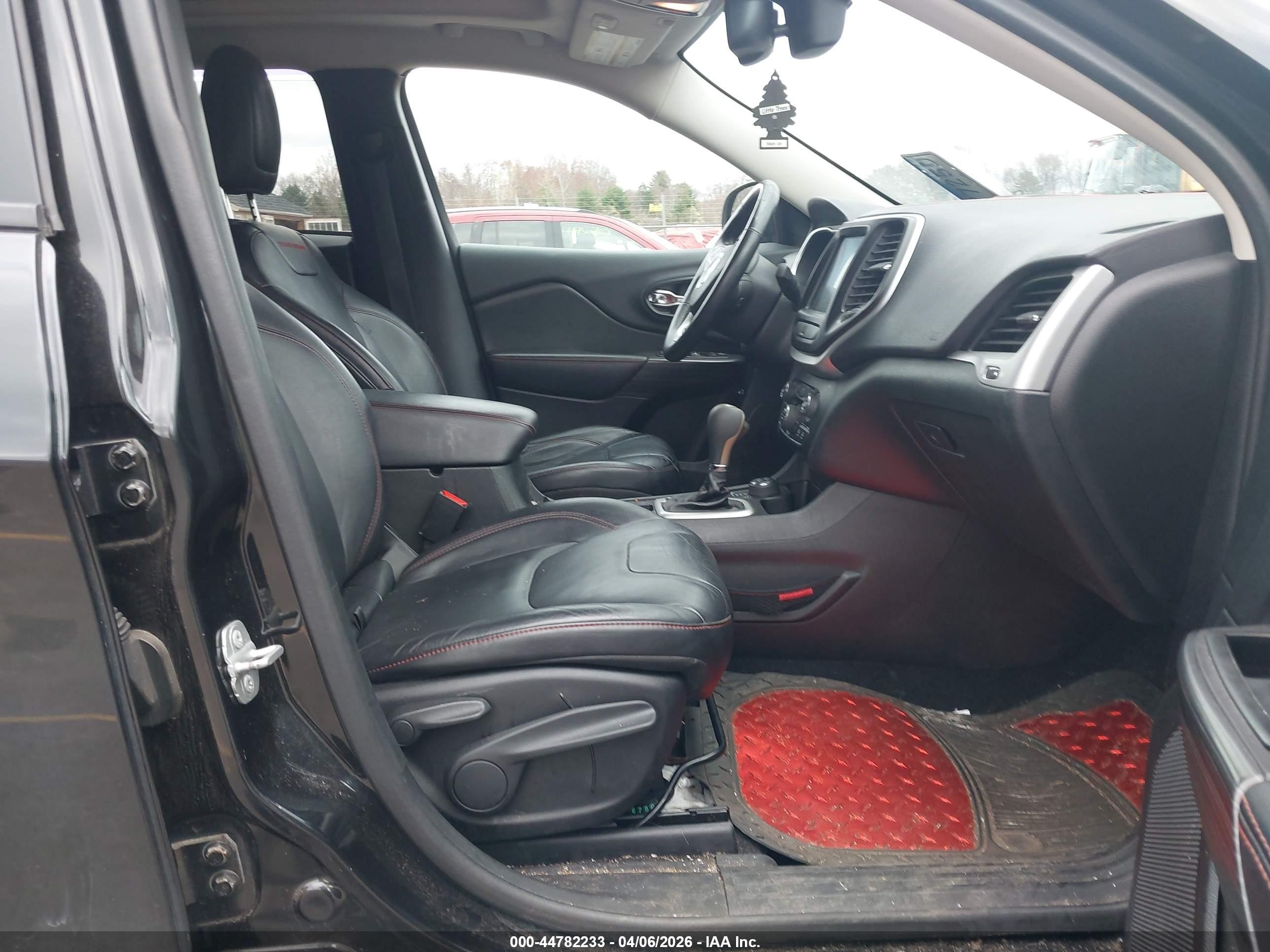 2014 Jeep Cherokee Trailhawk Черный vin: 1C4PJMBS7EW309051