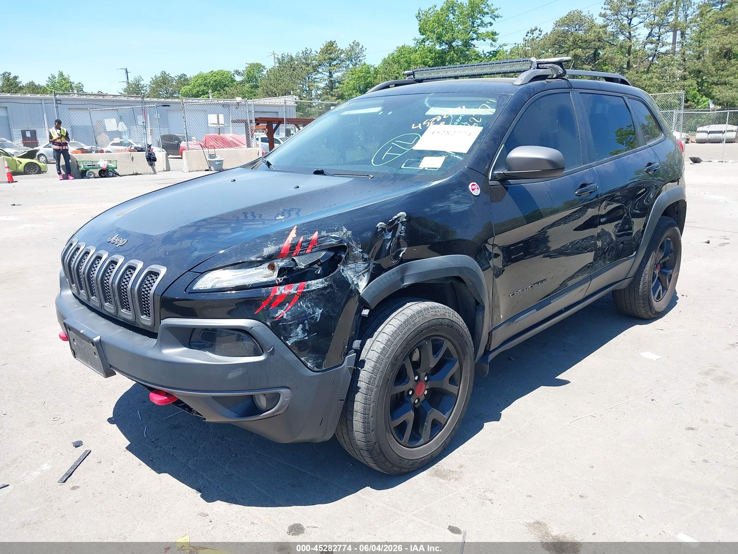 2015 Jeep Cherokee Trailhawk Black vin: 1C4PJMBS7FW522471