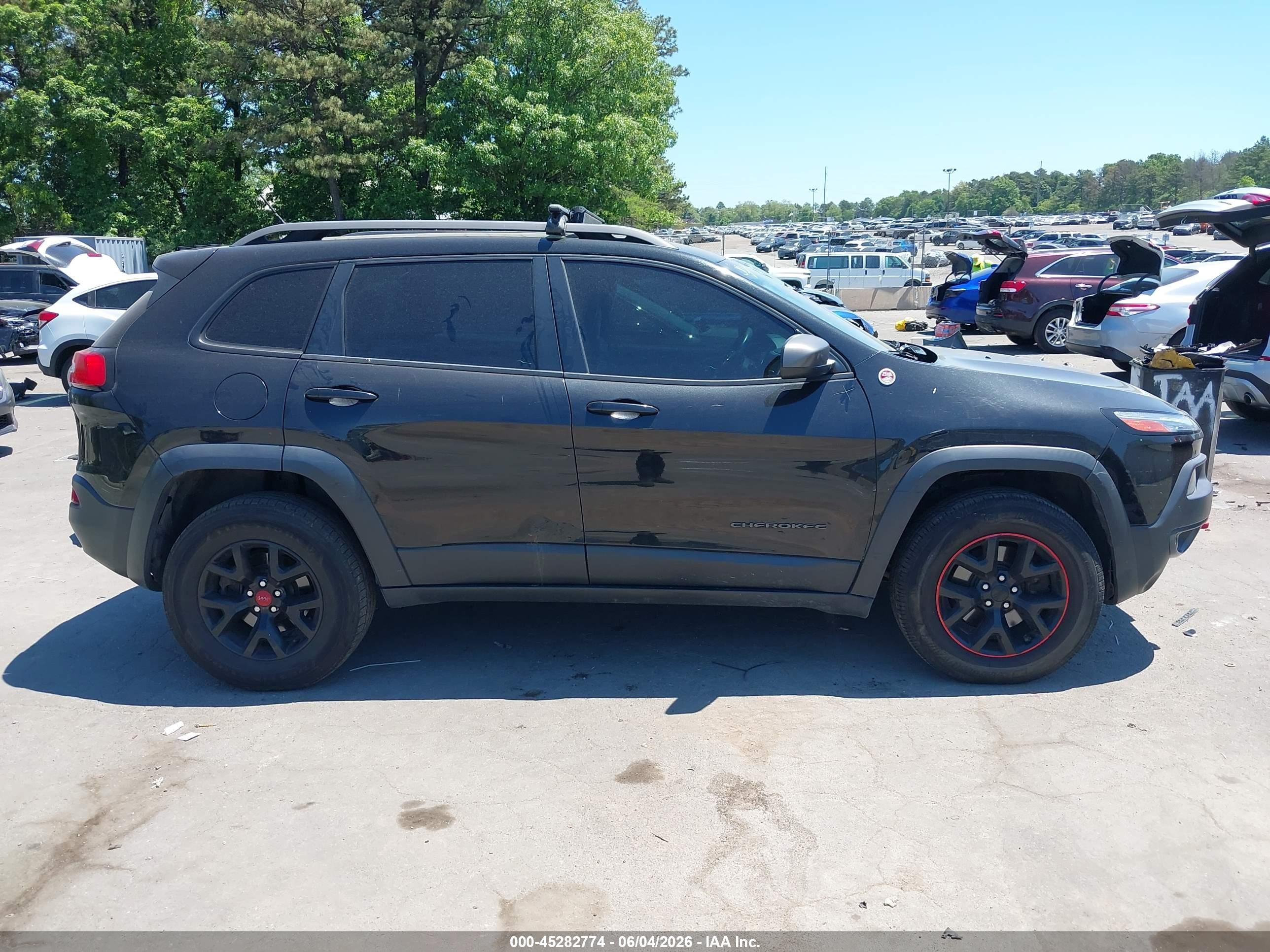 2015 Jeep Cherokee Trailhawk Black vin: 1C4PJMBS7FW522471