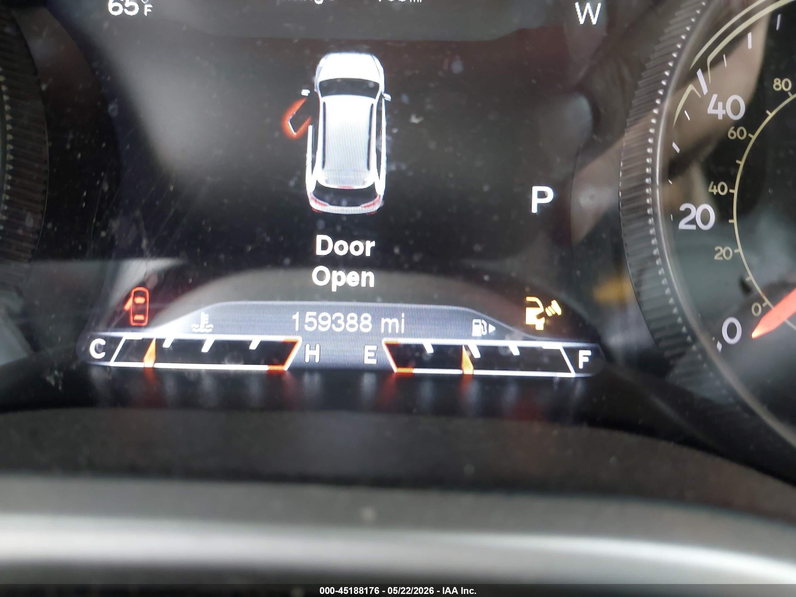 2015 Jeep Cherokee Trailhawk Gray vin: 1C4PJMBS7FW653660