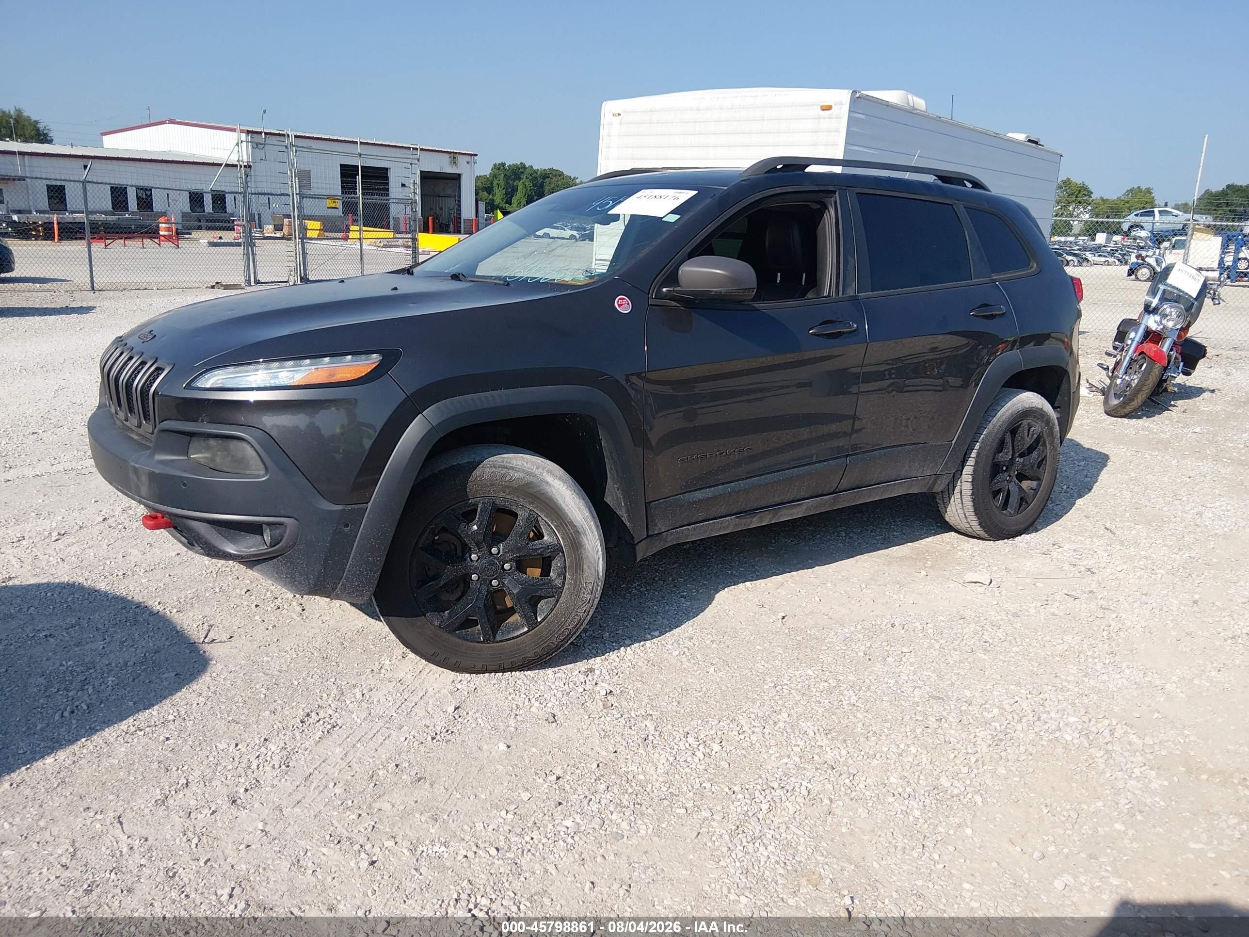 2015 Jeep Cherokee Trailhawk Gray vin: 1C4PJMBS7FW653660