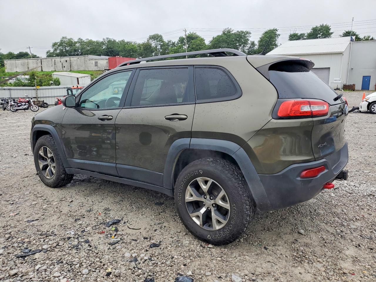 2015 Jeep Cherokee Trailhawk Green vin: 1C4PJMBS7FW659992