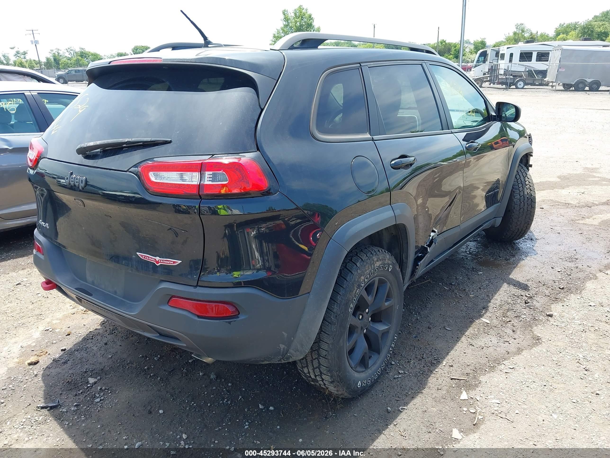 2015 Jeep Cherokee Trailhawk Черный vin: 1C4PJMBS7FW687453