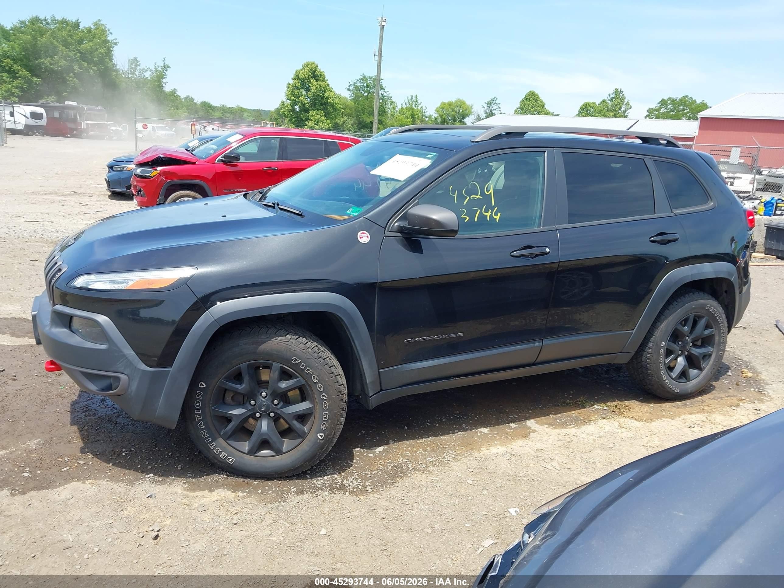 2015 Jeep Cherokee Trailhawk Черный vin: 1C4PJMBS7FW687453