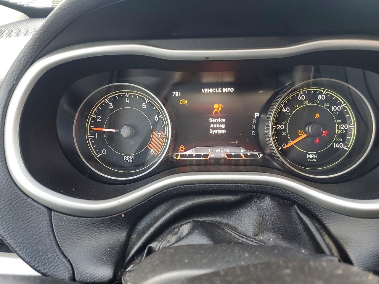 2015 Jeep Cherokee Trailhawk Silver vin: 1C4PJMBS7FW713436