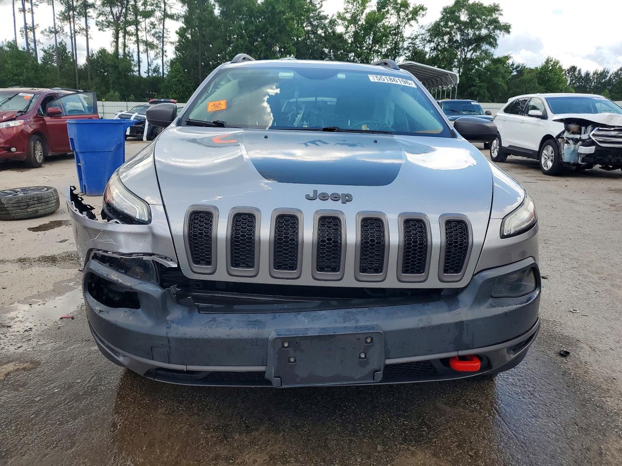 2015 Jeep Cherokee Trailhawk Silver vin: 1C4PJMBS7FW713436